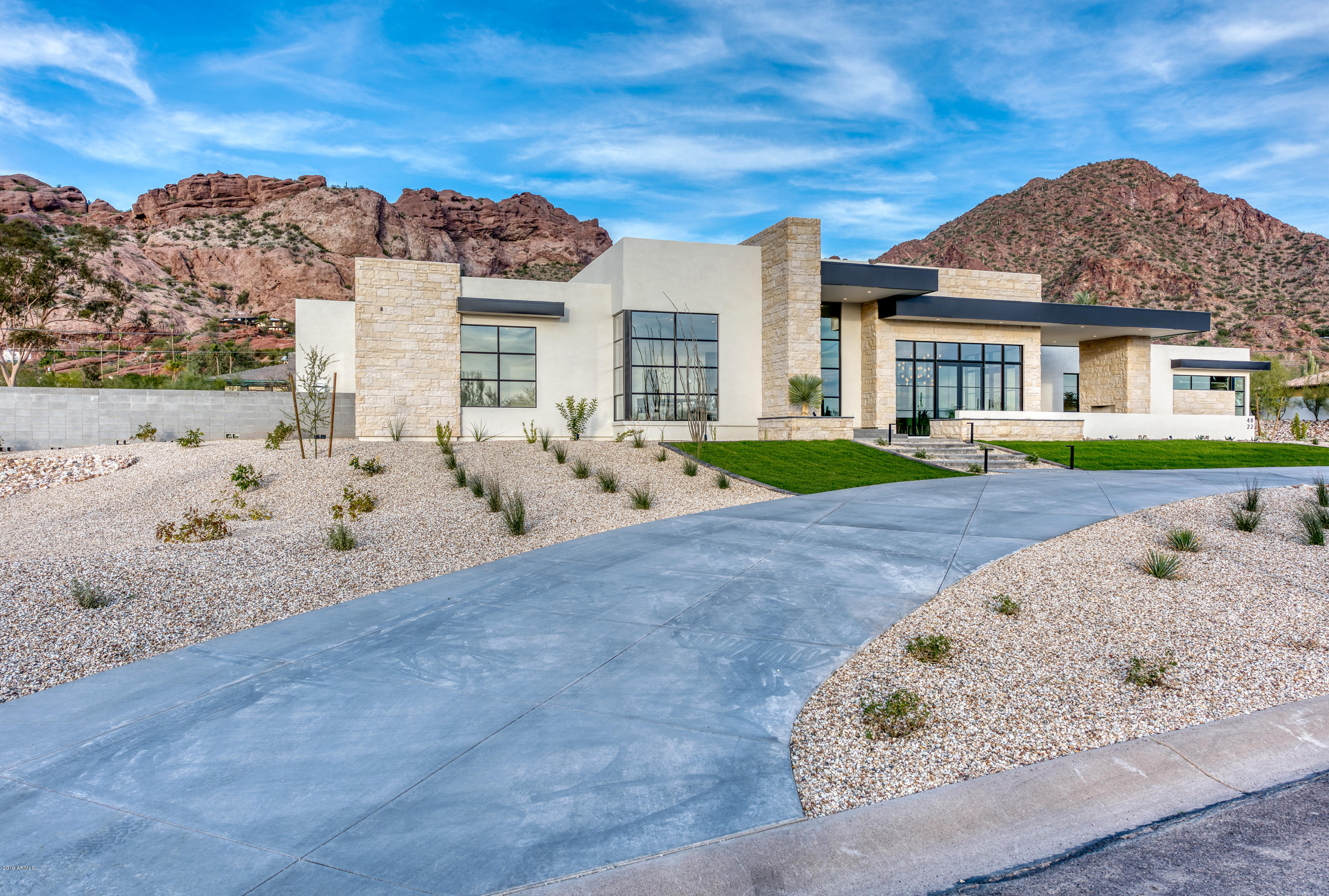 CAMELBACK MOUNTAIN ESTATES PLAT 1 - Residential