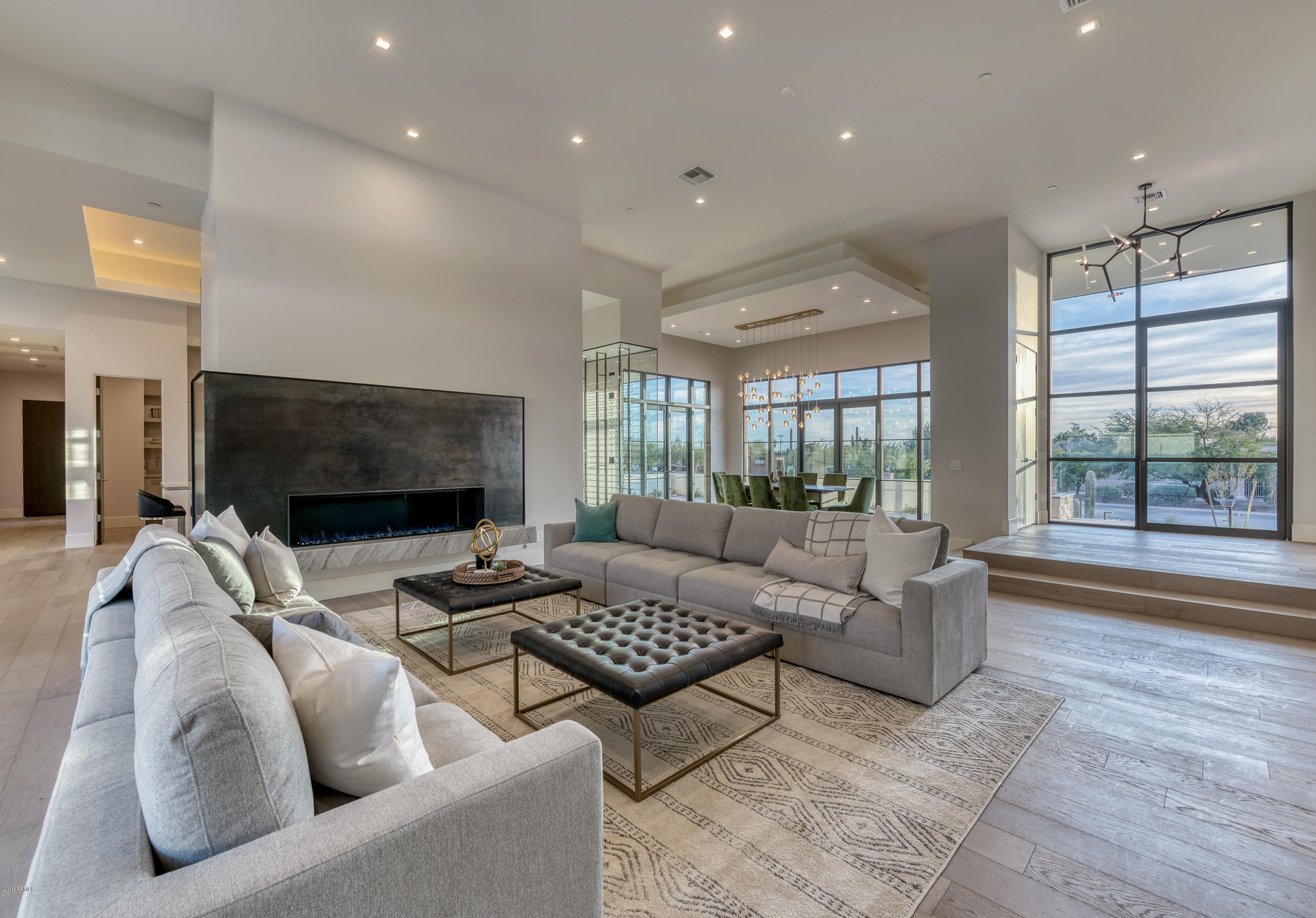 CAMELBACK MOUNTAIN ESTATES PLAT 1 - Residential