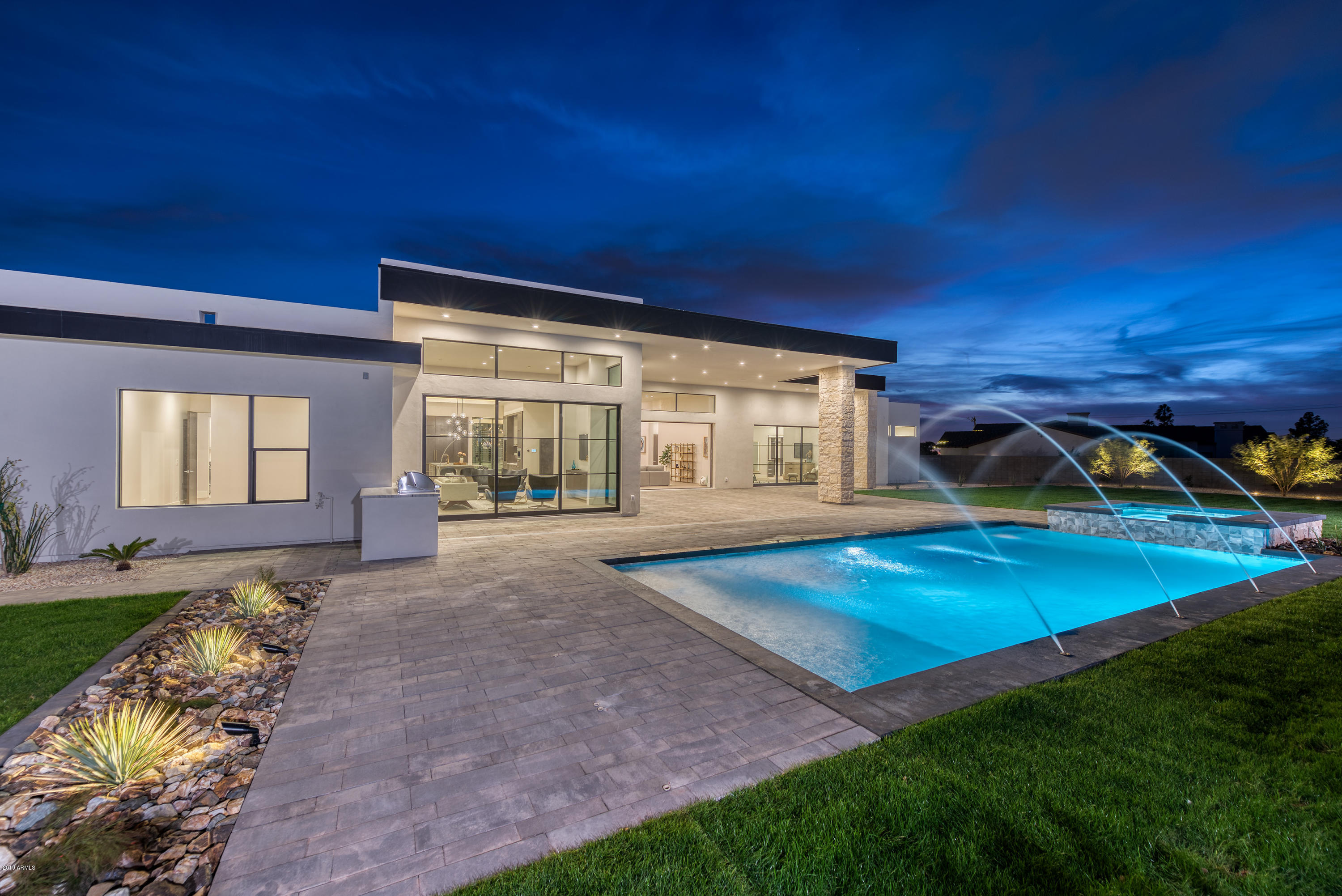 CAMELBACK MOUNTAIN ESTATES PLAT 1 - Residential