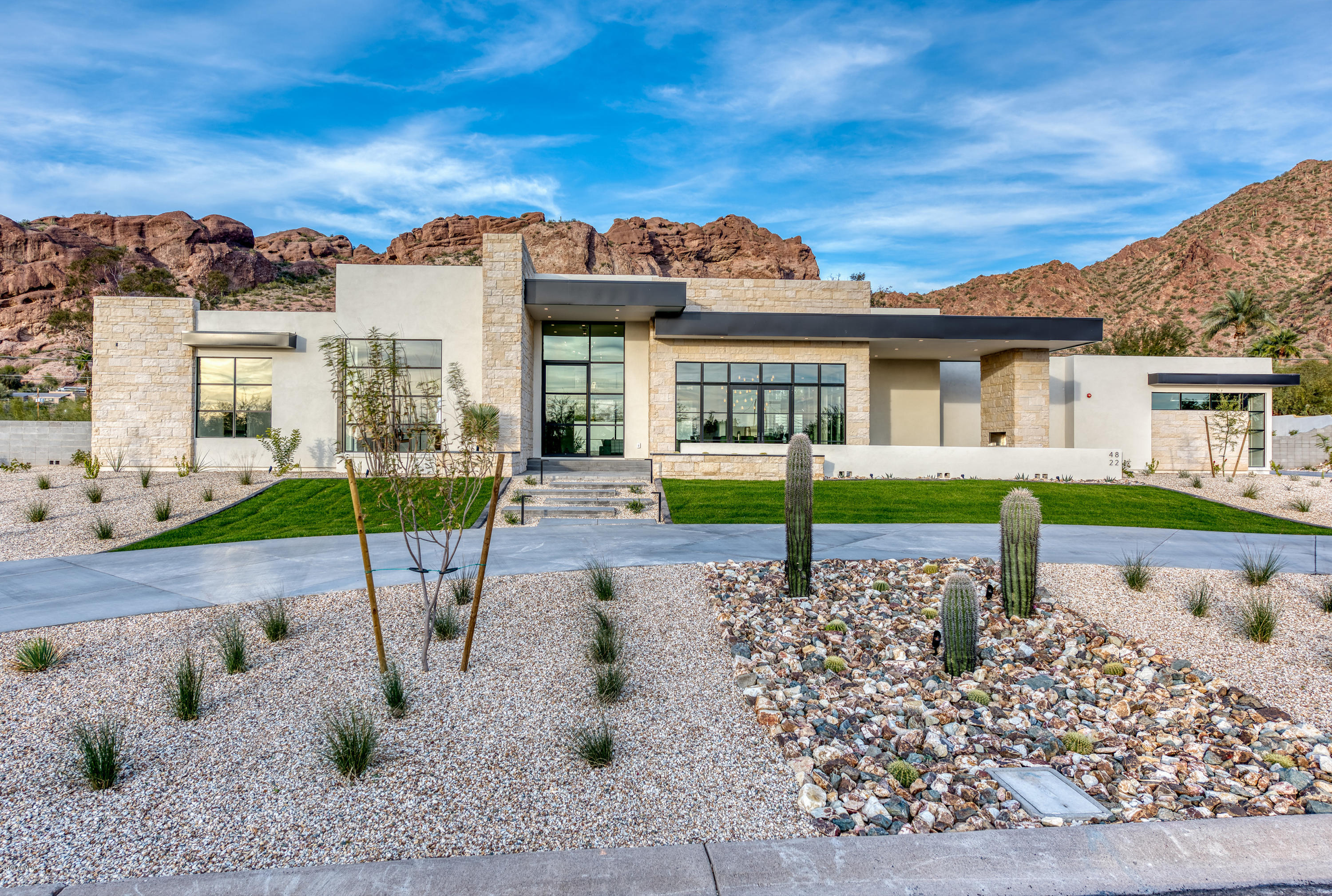 CAMELBACK MOUNTAIN ESTATES PLAT 1 - Residential