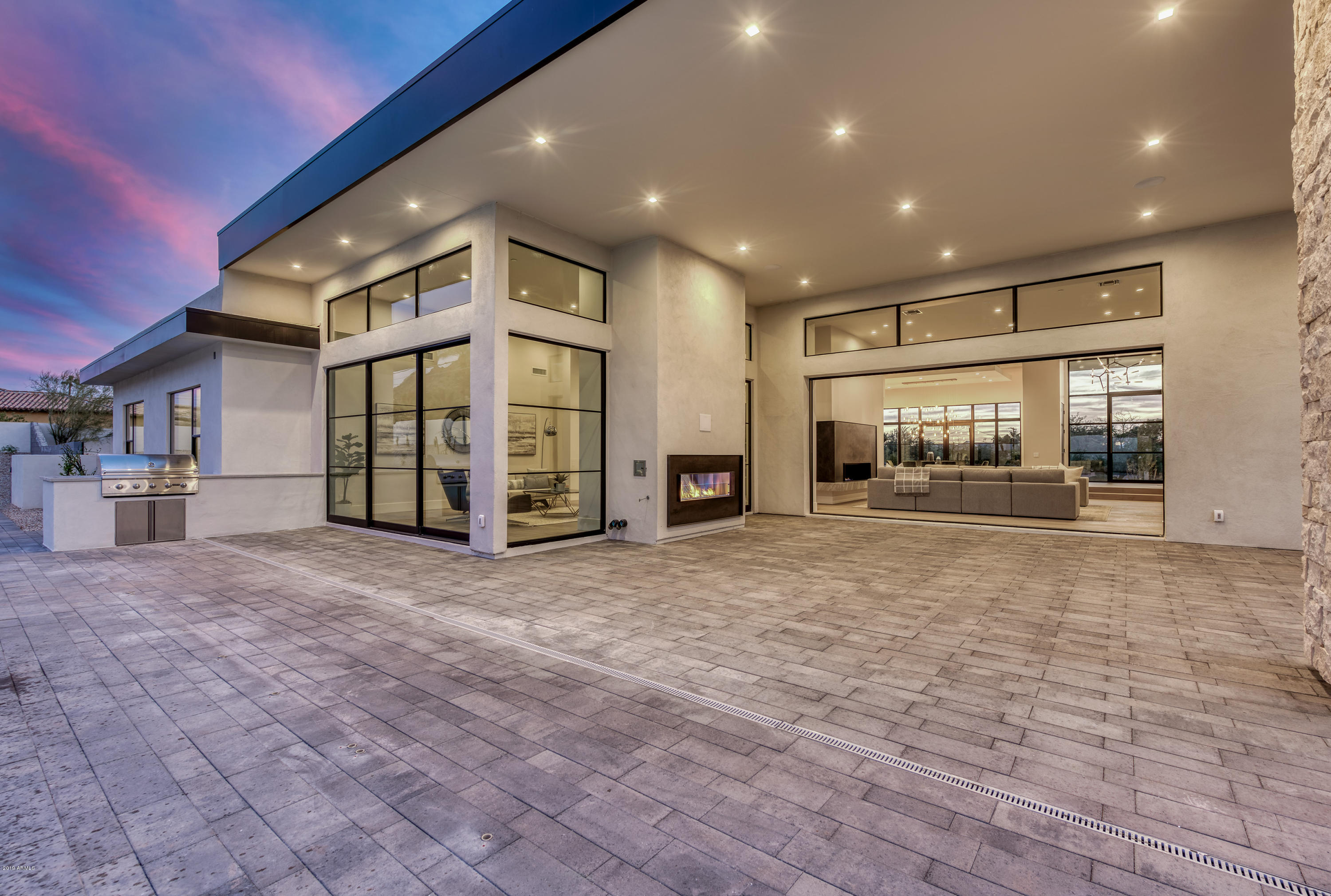 CAMELBACK MOUNTAIN ESTATES PLAT 1 - Residential