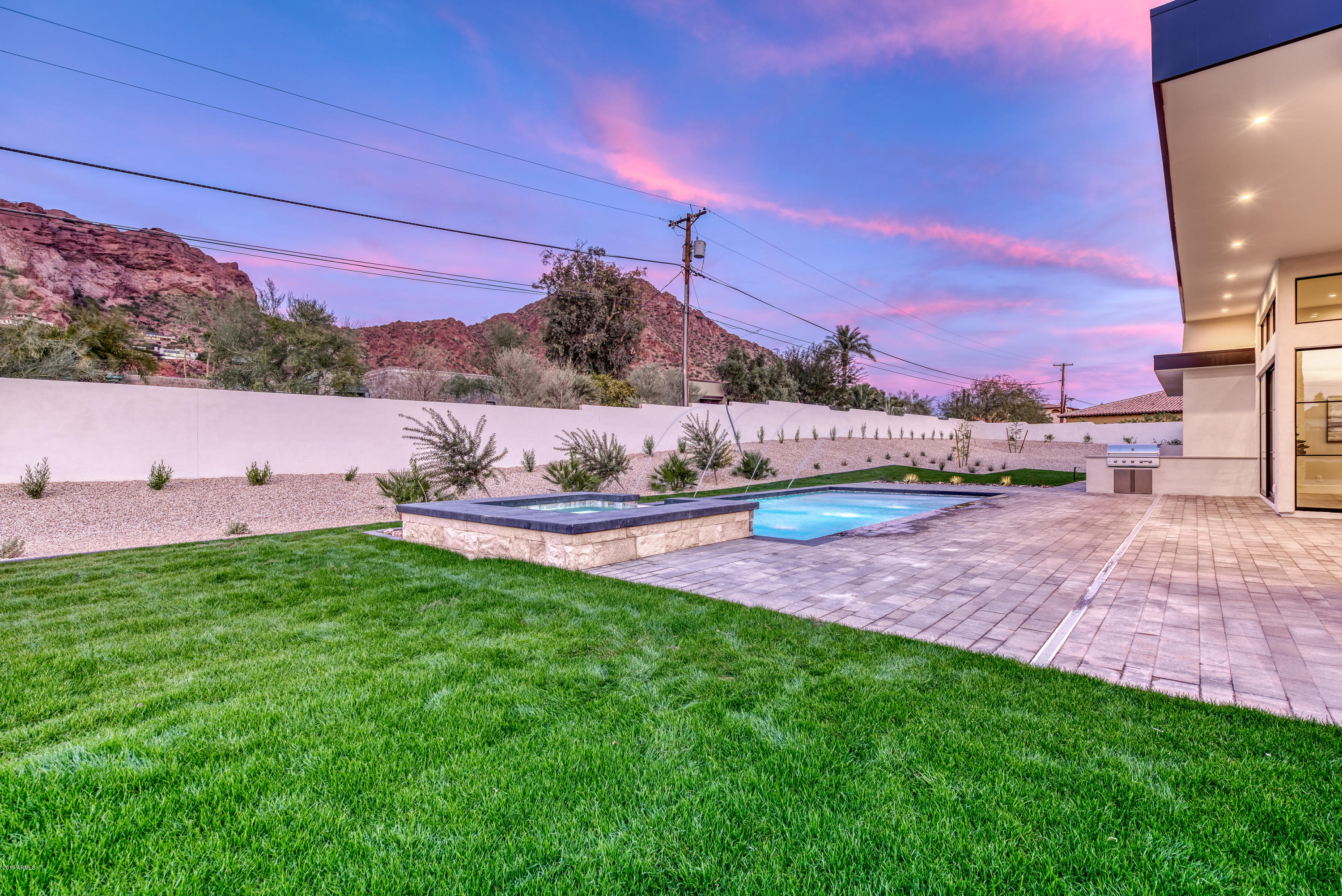 CAMELBACK MOUNTAIN ESTATES PLAT 1 - Residential