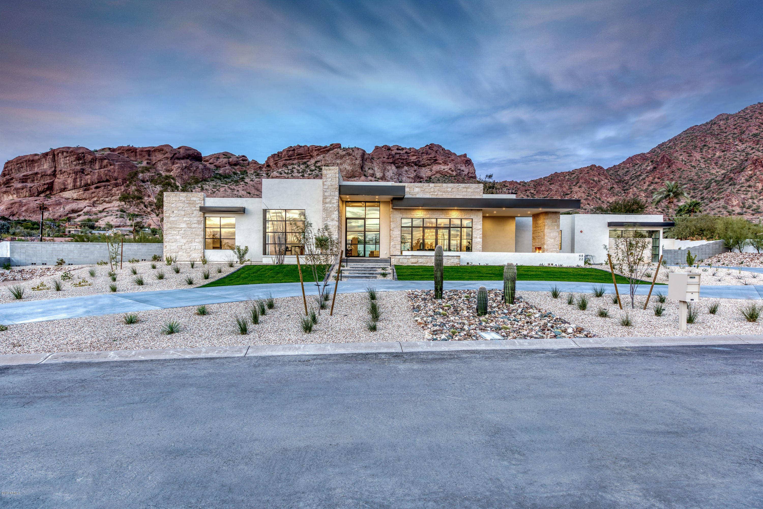 CAMELBACK MOUNTAIN ESTATES PLAT 1 - Residential