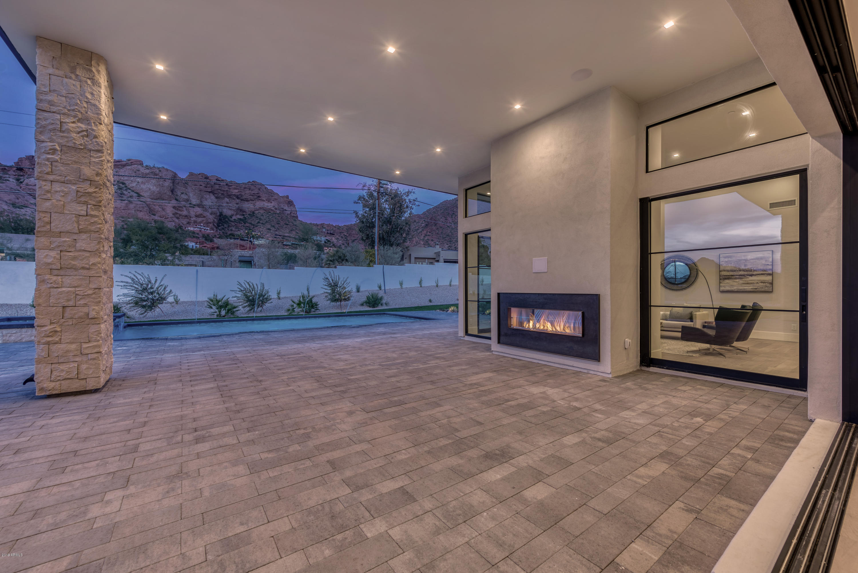 CAMELBACK MOUNTAIN ESTATES PLAT 1 - Residential