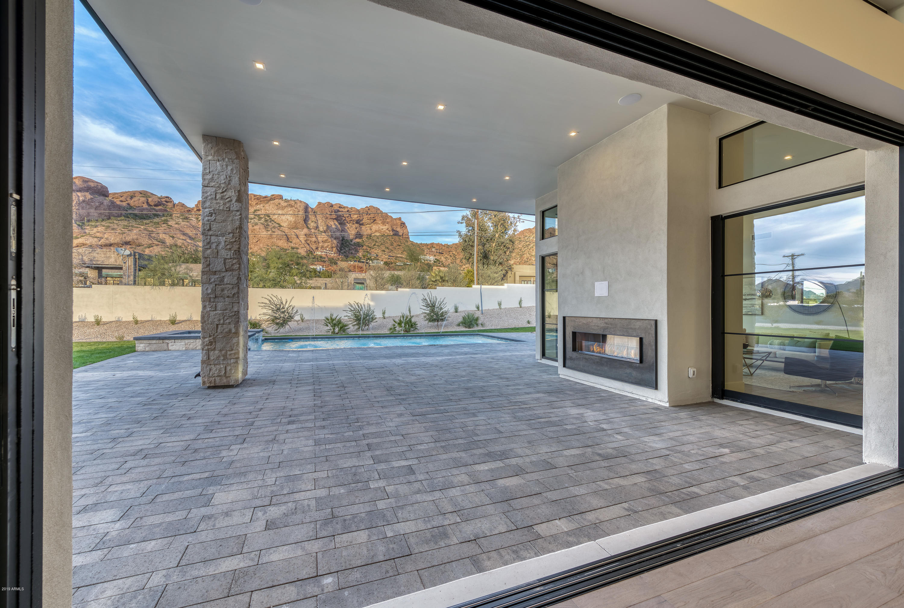 CAMELBACK MOUNTAIN ESTATES PLAT 1 - Residential
