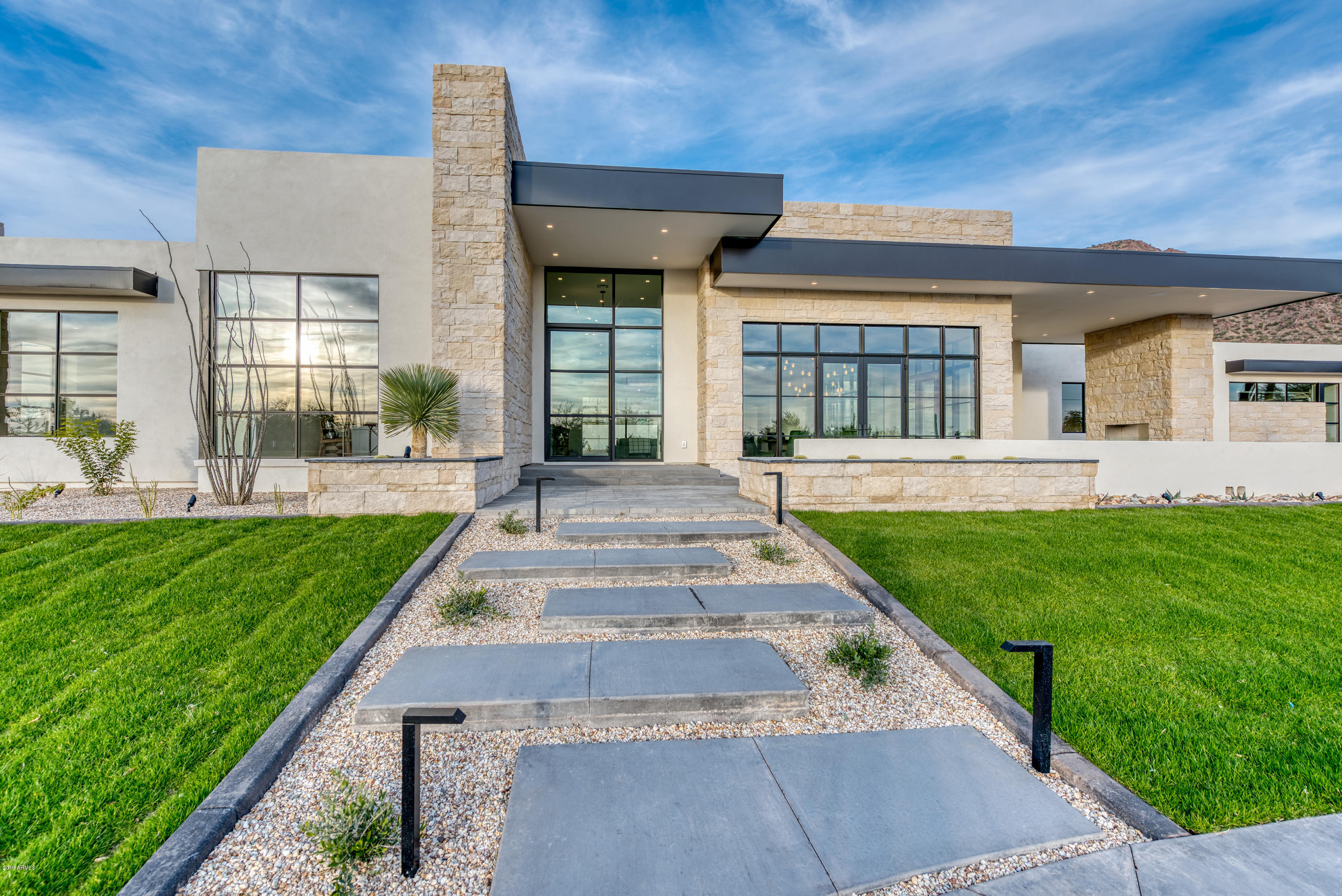 CAMELBACK MOUNTAIN ESTATES PLAT 1 - Residential