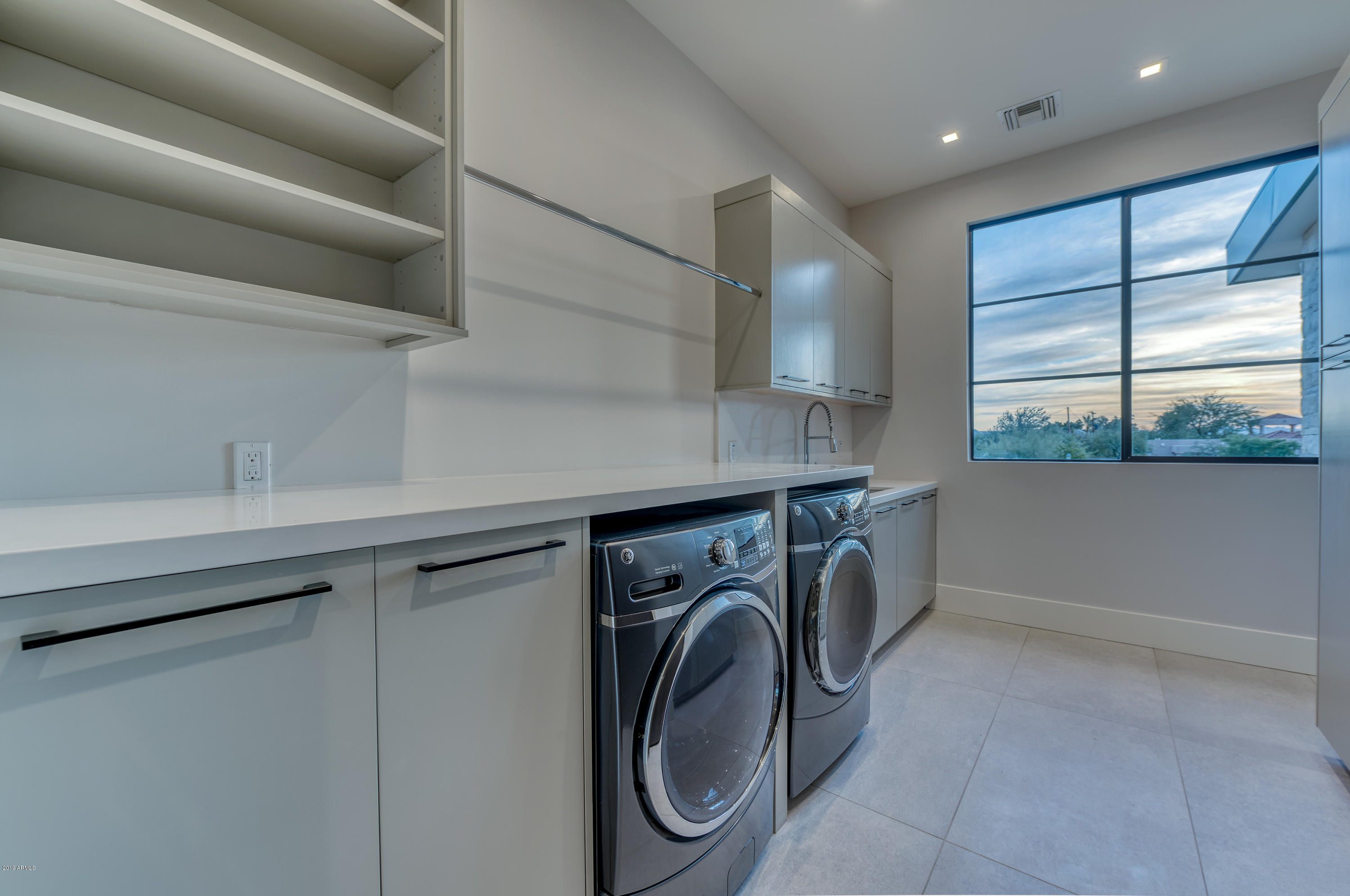 CAMELBACK MOUNTAIN ESTATES PLAT 1 - Residential