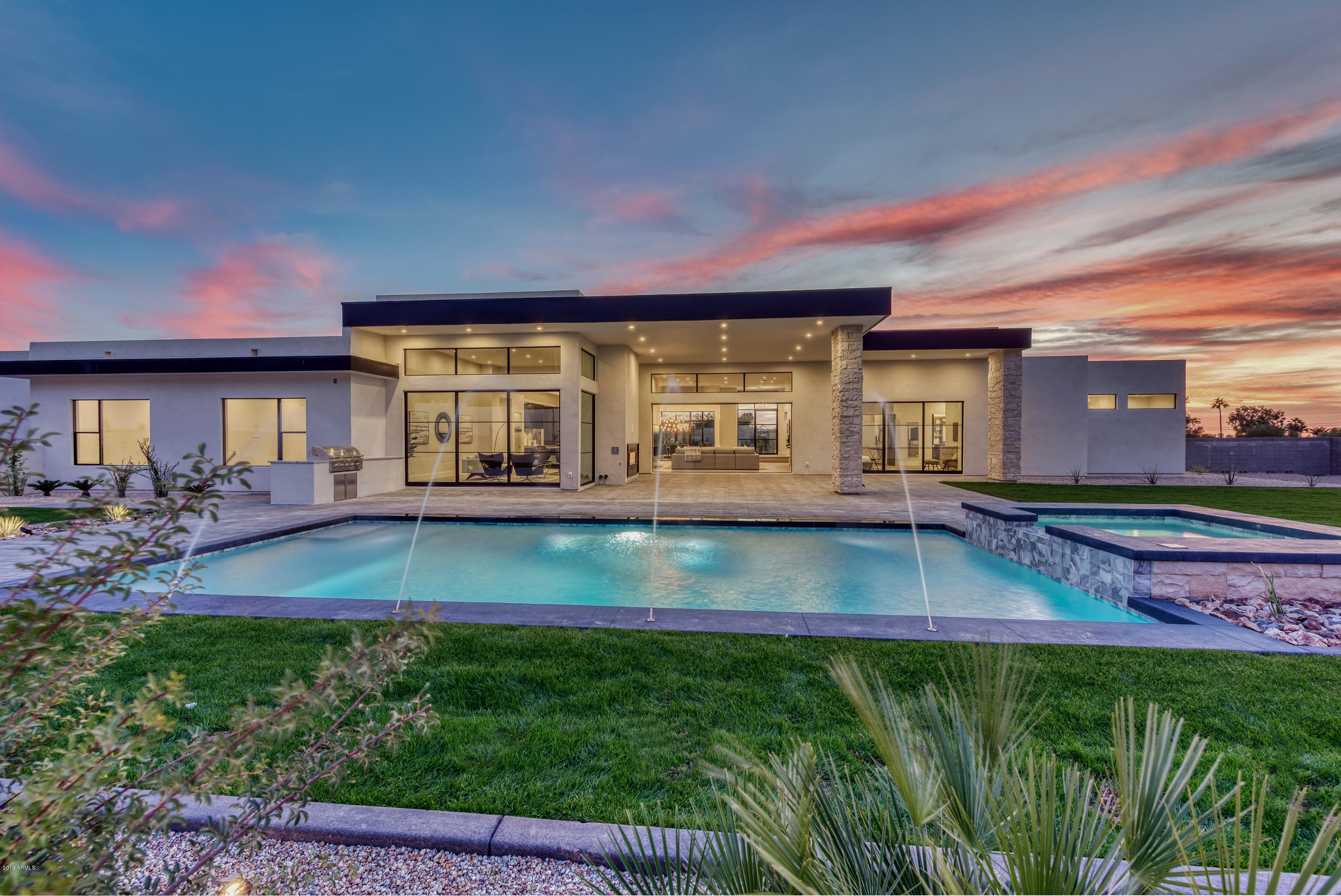 CAMELBACK MOUNTAIN ESTATES PLAT 1 - Residential