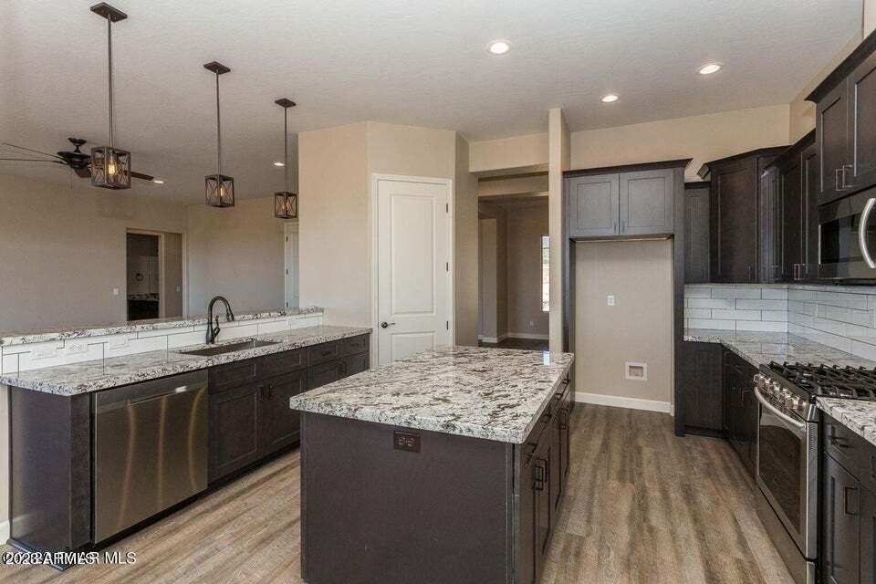WILLIAMSON VALLEY HEIGHTS - Residential