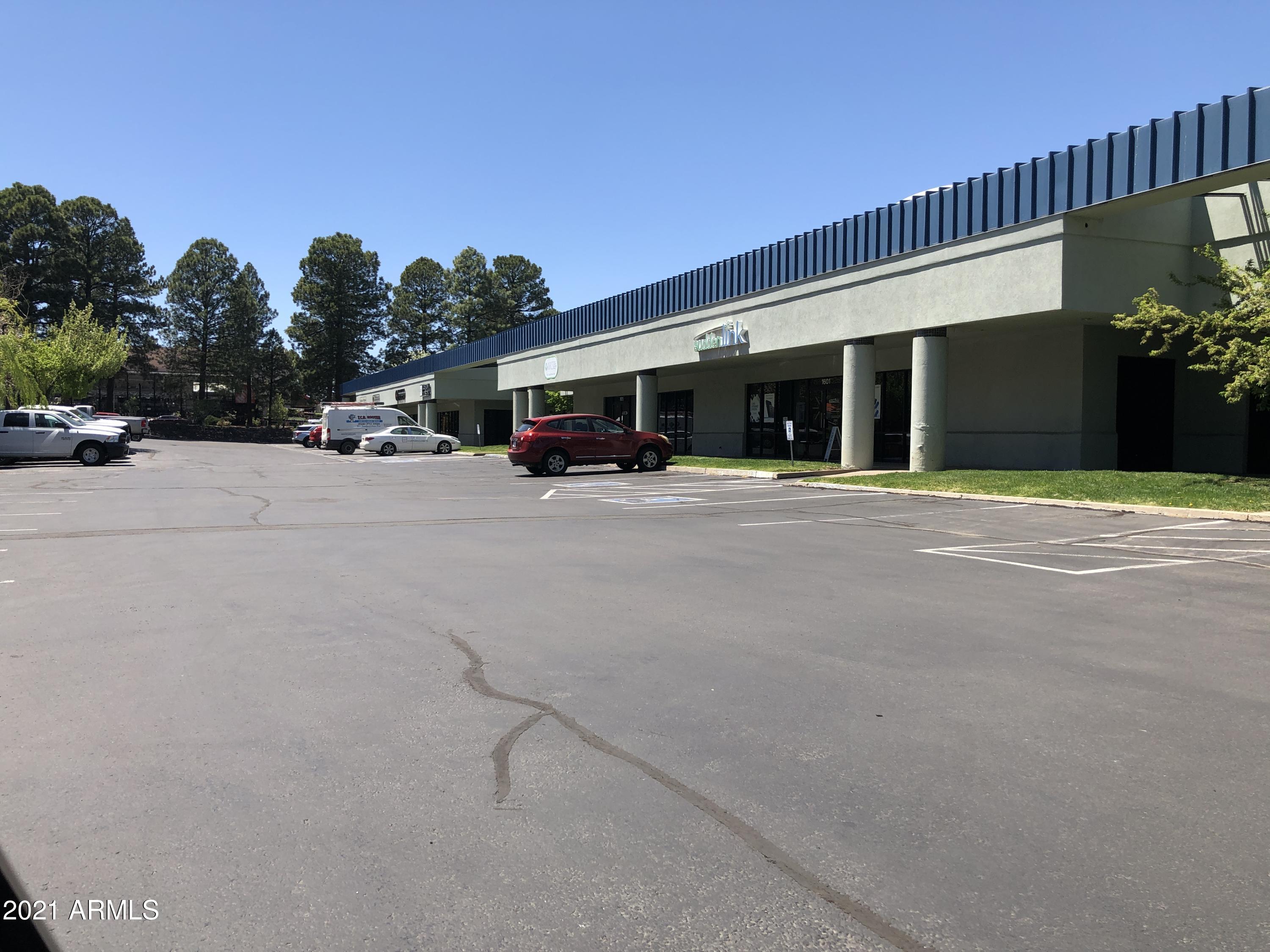 WOODLANDS VILLAGE UNIT 1 - Commercial Sale
