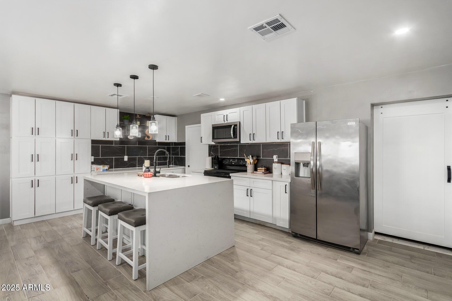 AMD ESTRELLA PARK - Residential