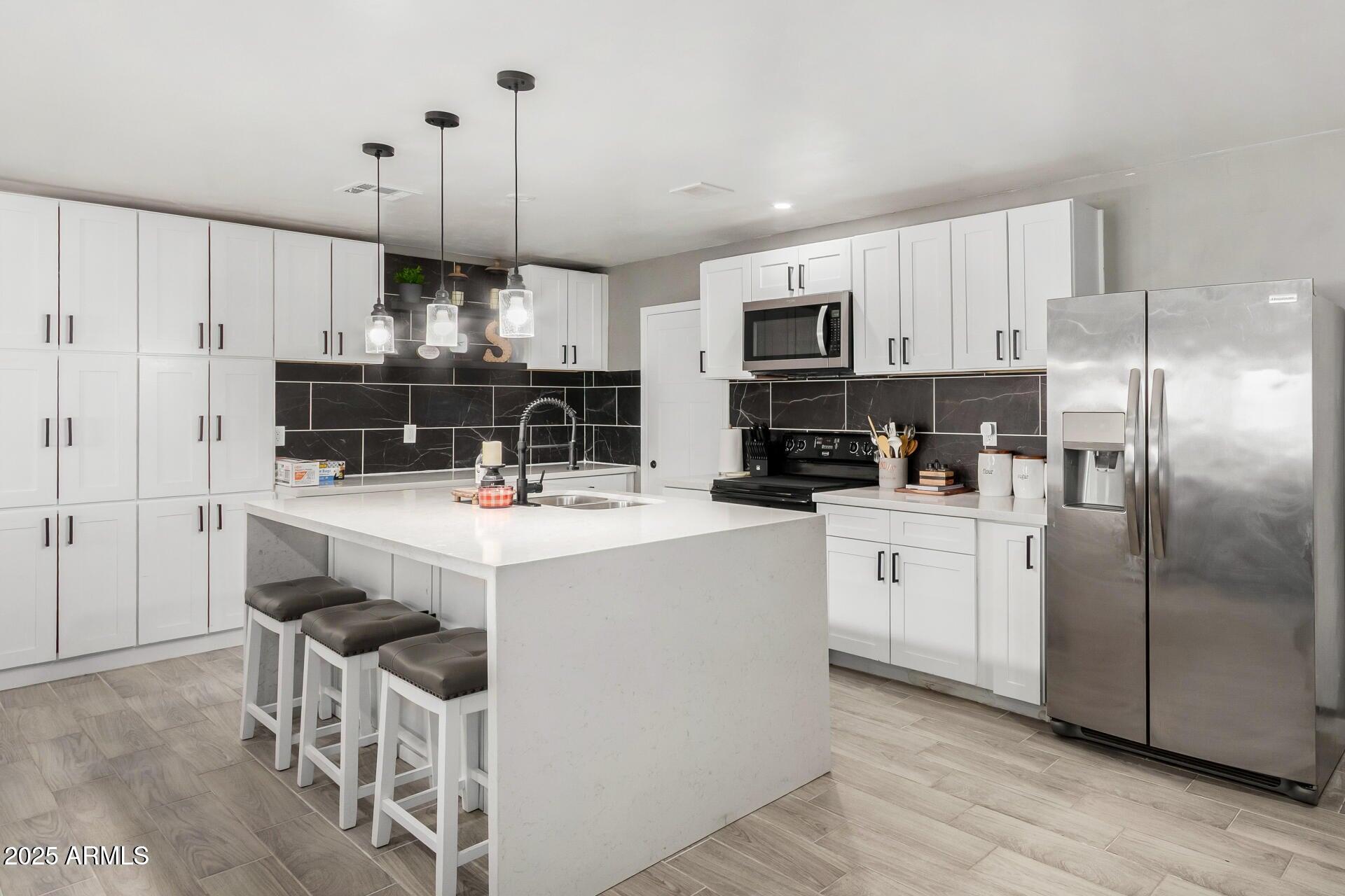AMD ESTRELLA PARK - Residential