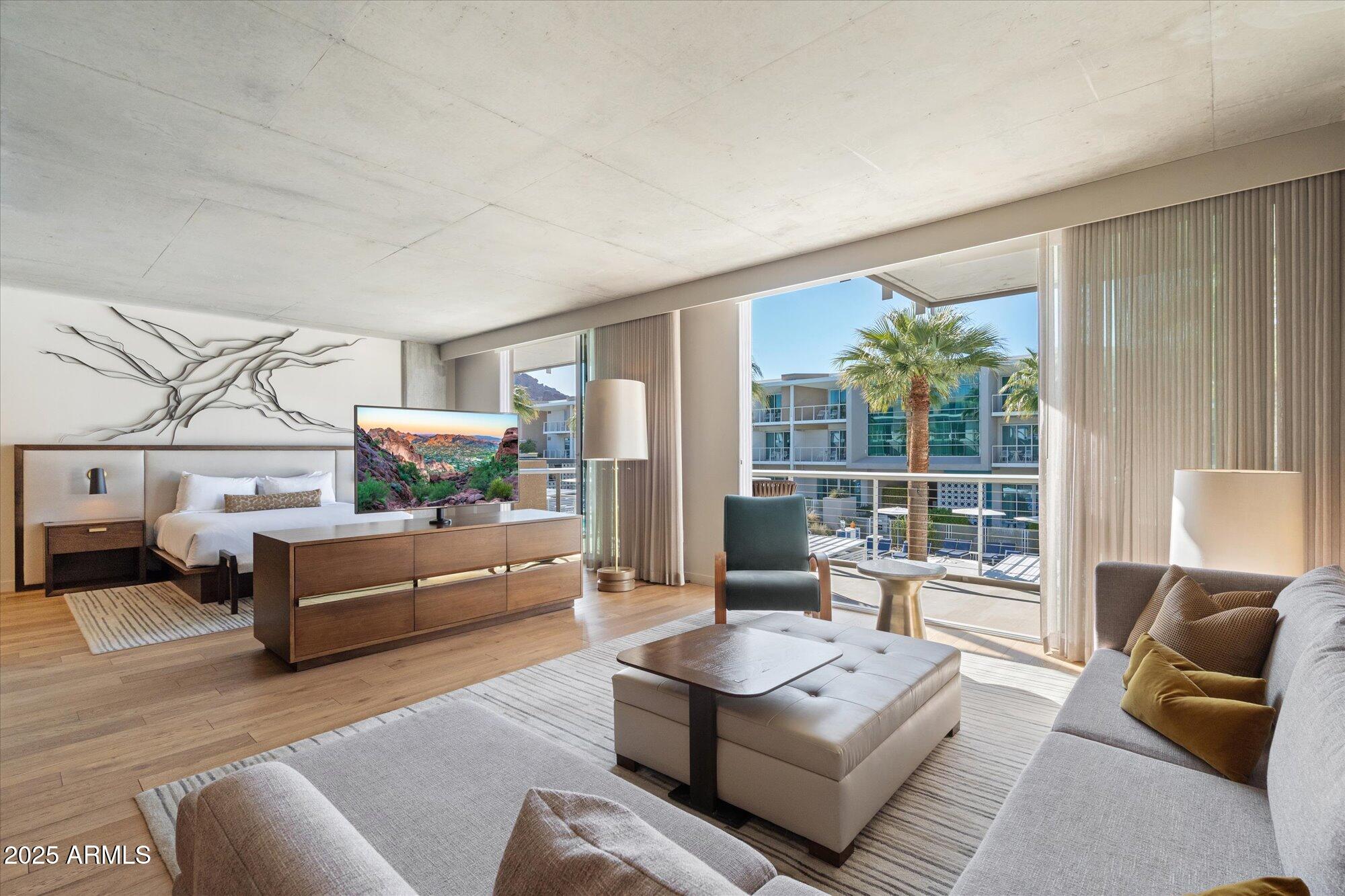 MOUNTAIN SHADOWS RESORT - Residential