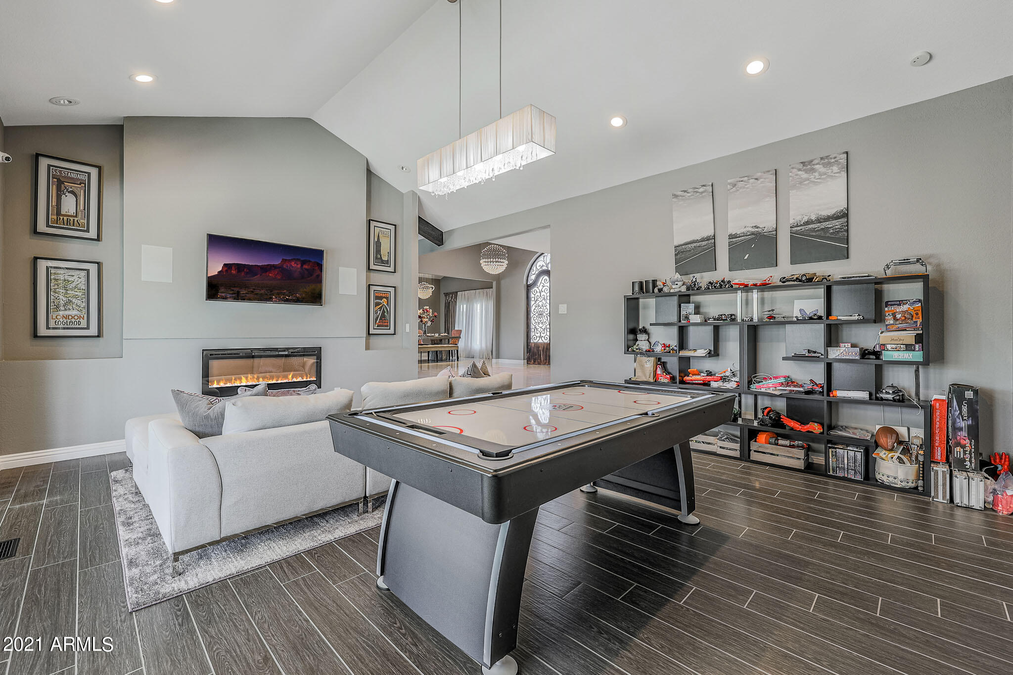 PINNACLE PEAK SHADOWS UNIT 2 - Residential