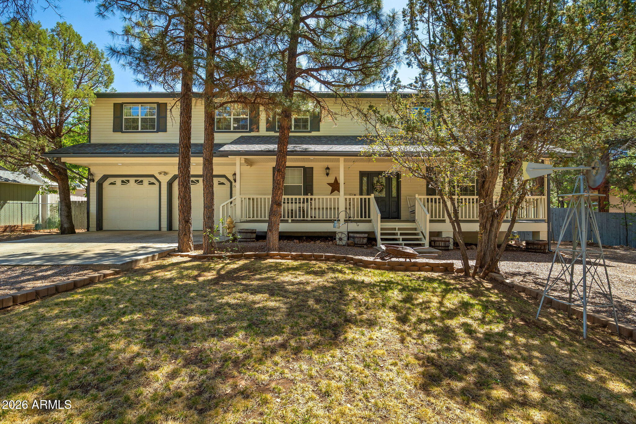 COUNTRY CLUB MANOR UNIT 1 - Residential