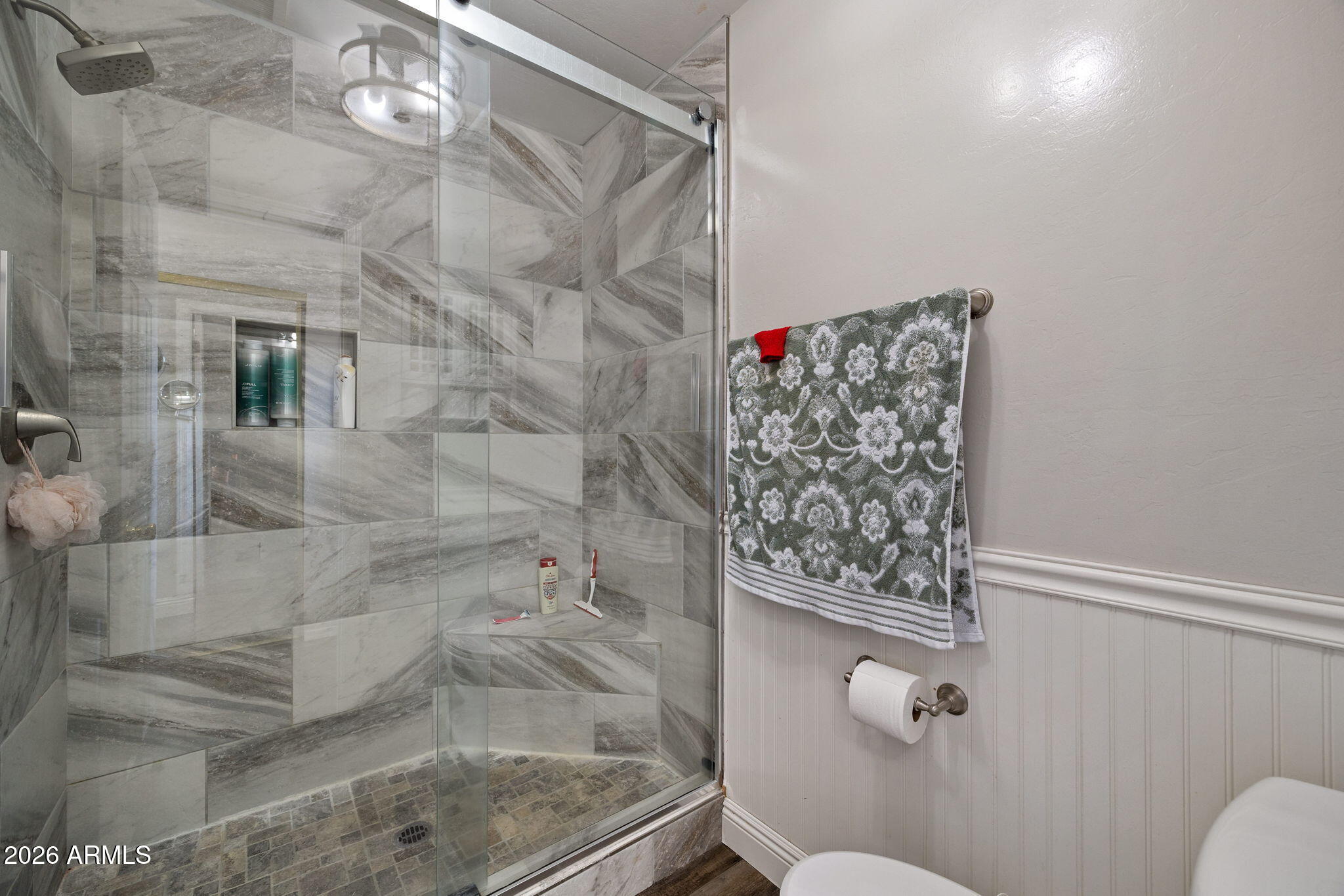 COUNTRY CLUB MANOR UNIT 1 - Residential