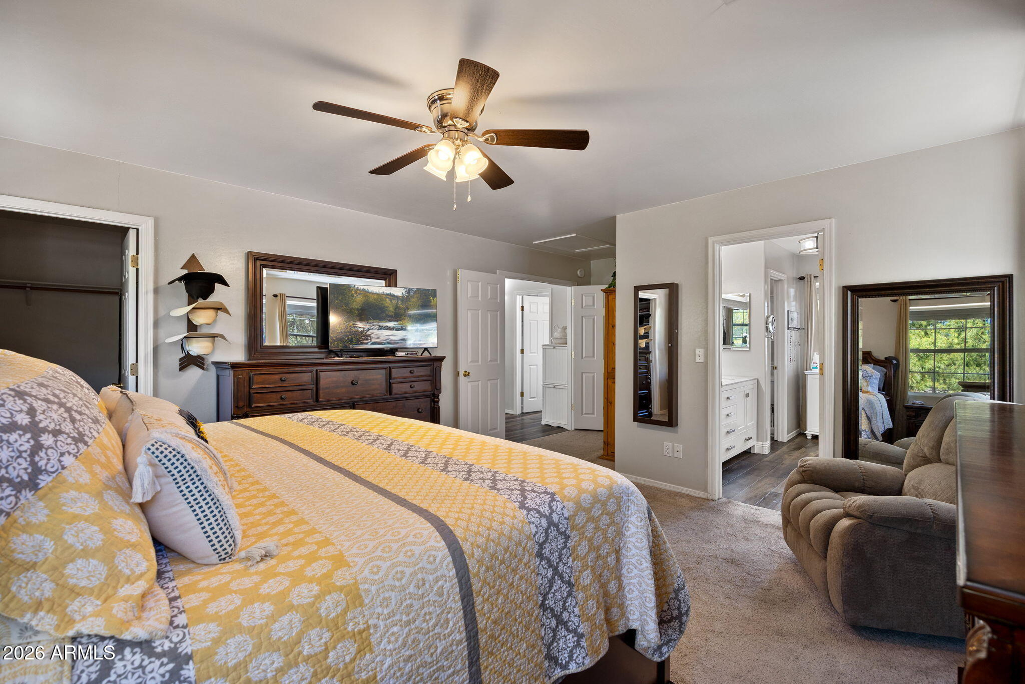 COUNTRY CLUB MANOR UNIT 1 - Residential