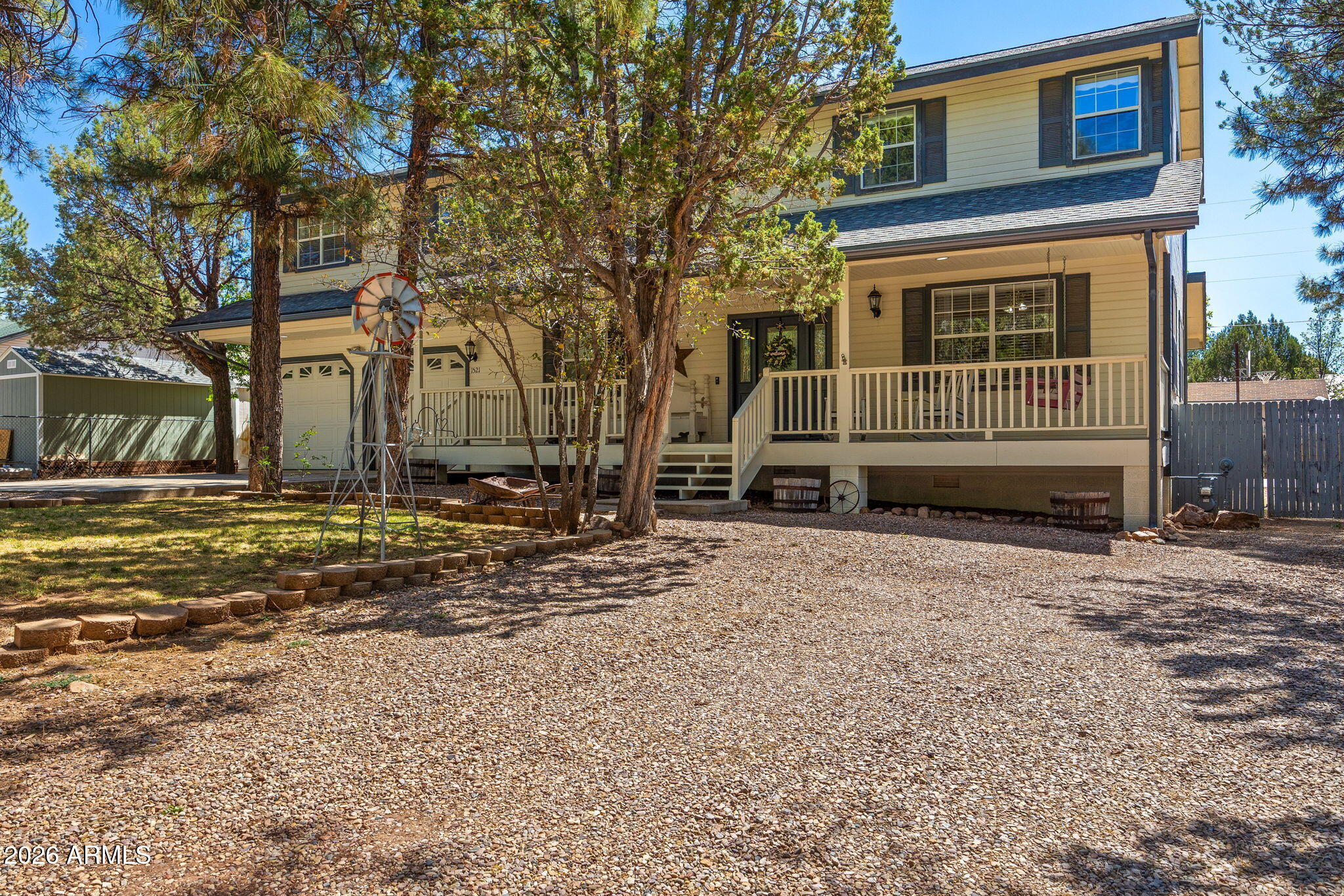 COUNTRY CLUB MANOR UNIT 1 - Residential