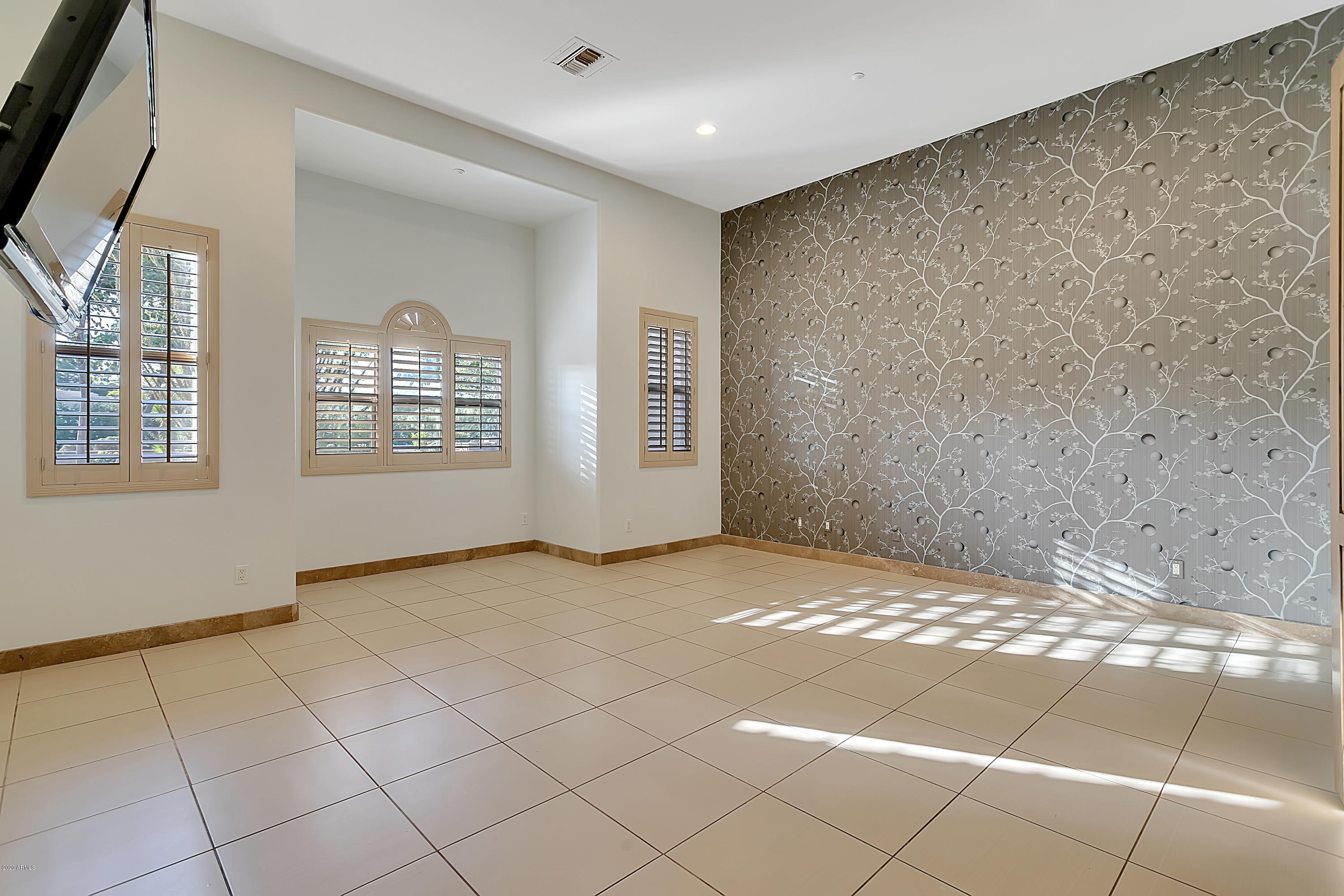 PARADISE COUNTRY ESTATES 2 - Residential