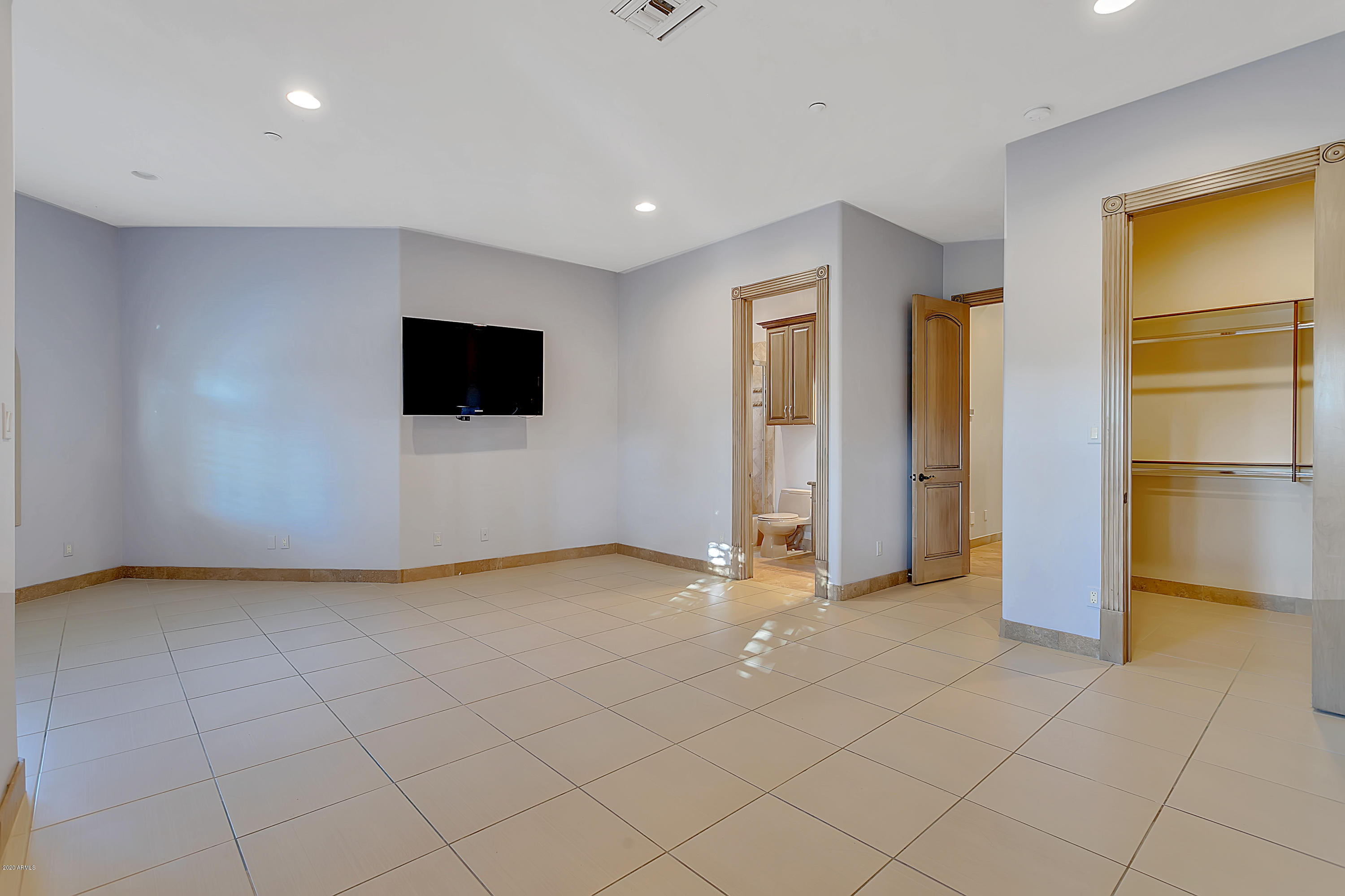 PARADISE COUNTRY ESTATES 2 - Residential
