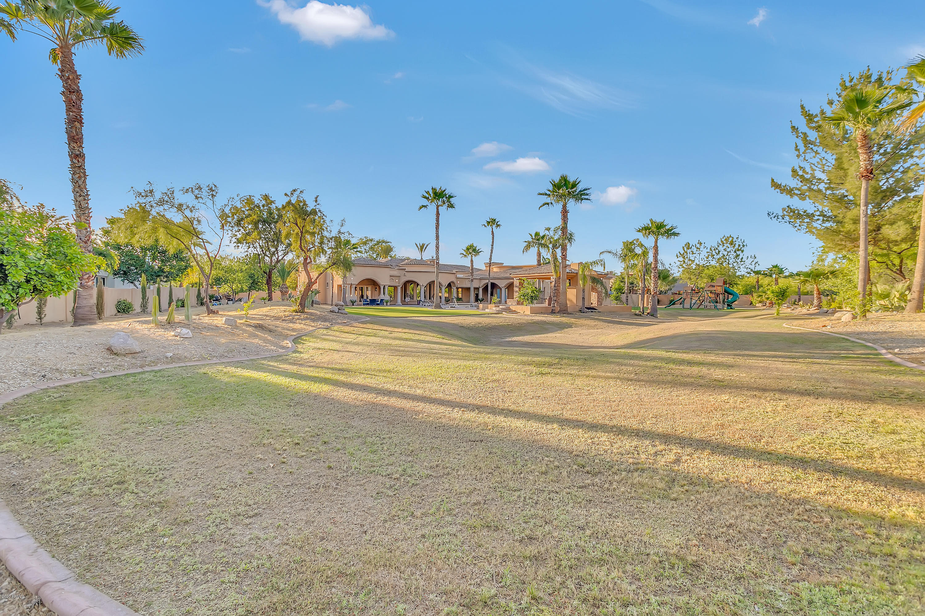 PARADISE COUNTRY ESTATES 2 - Residential
