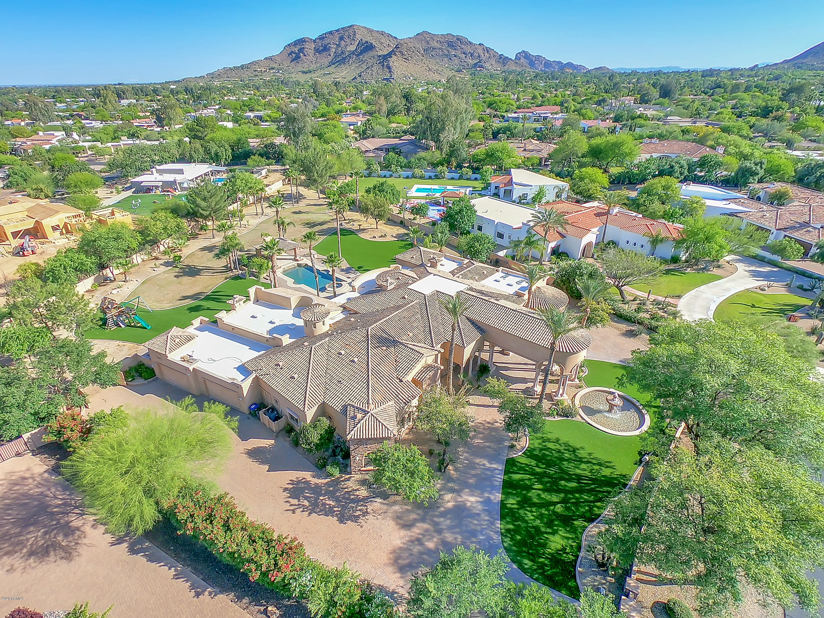 PARADISE COUNTRY ESTATES 2 - Residential