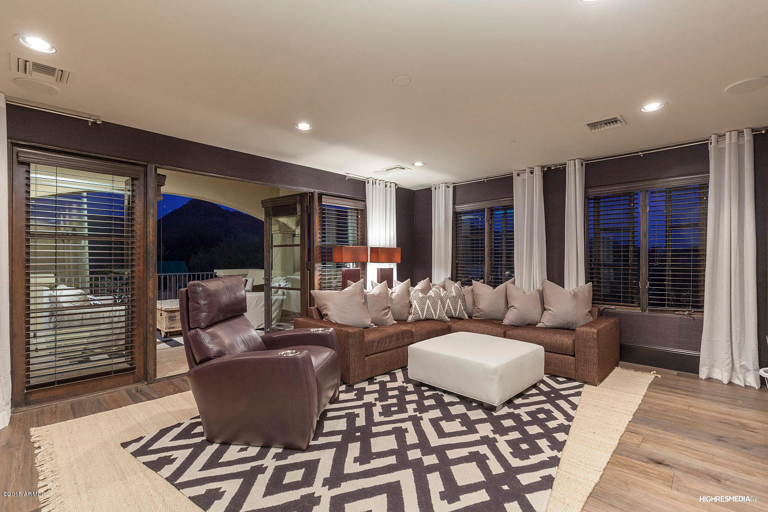 DC RANCH - Residential