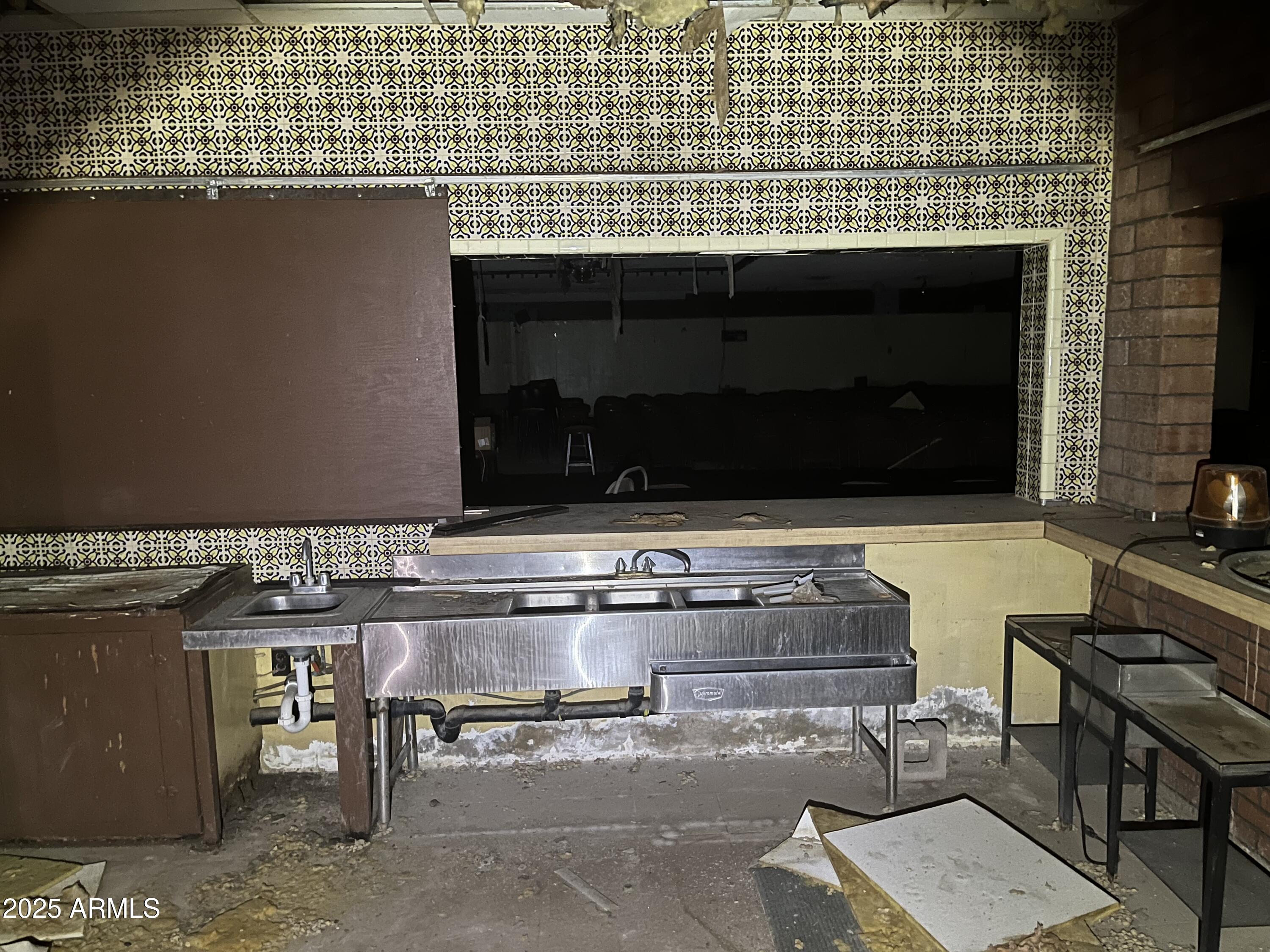 S10 T12S R6E - Commercial Sale