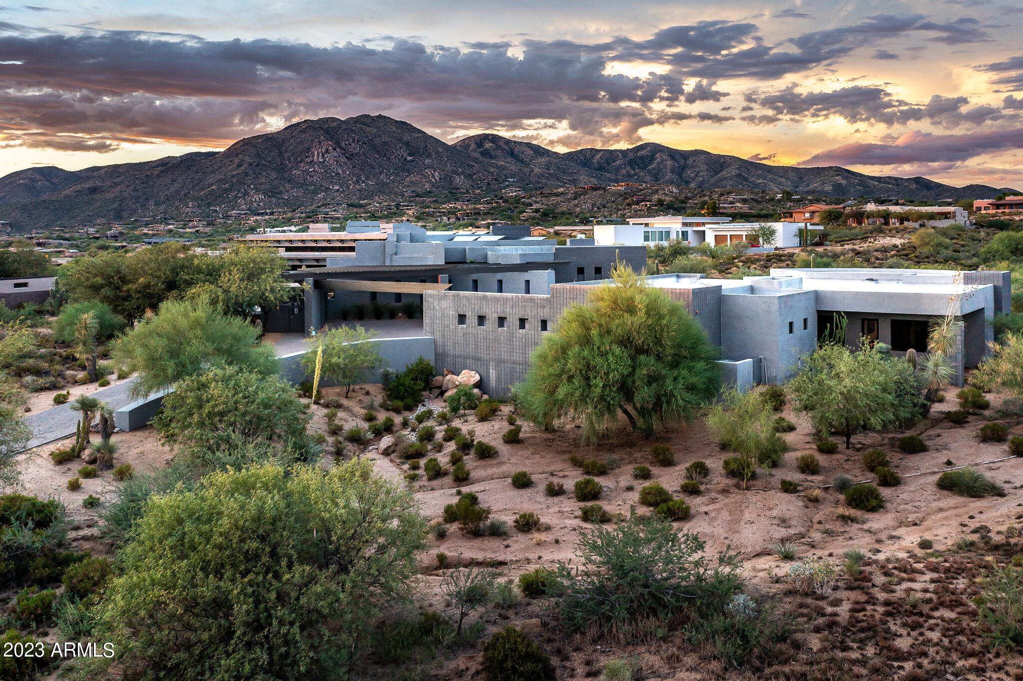 DESERT MOUNTAIN - Residential