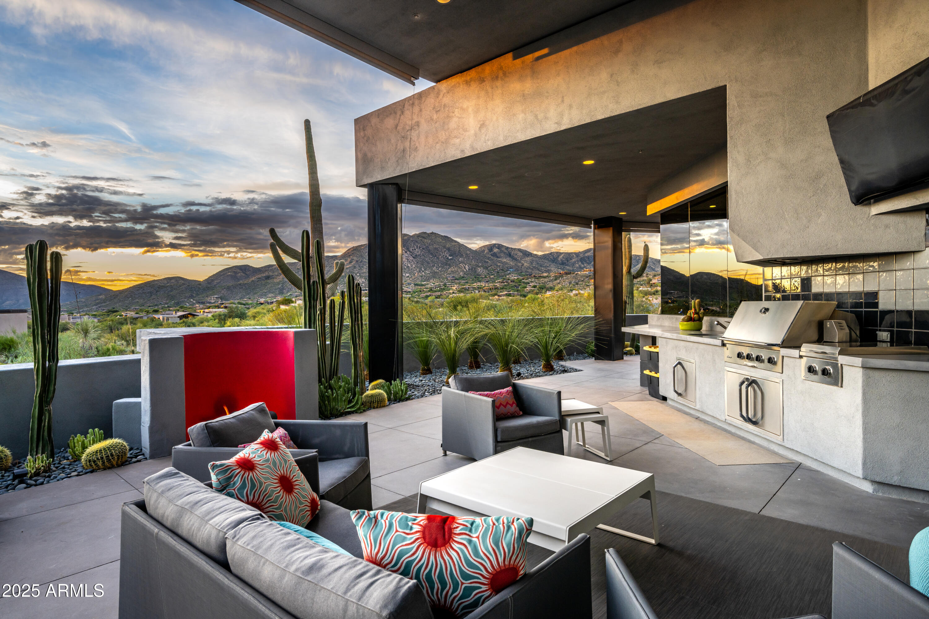 DESERT MOUNTAIN - Residential