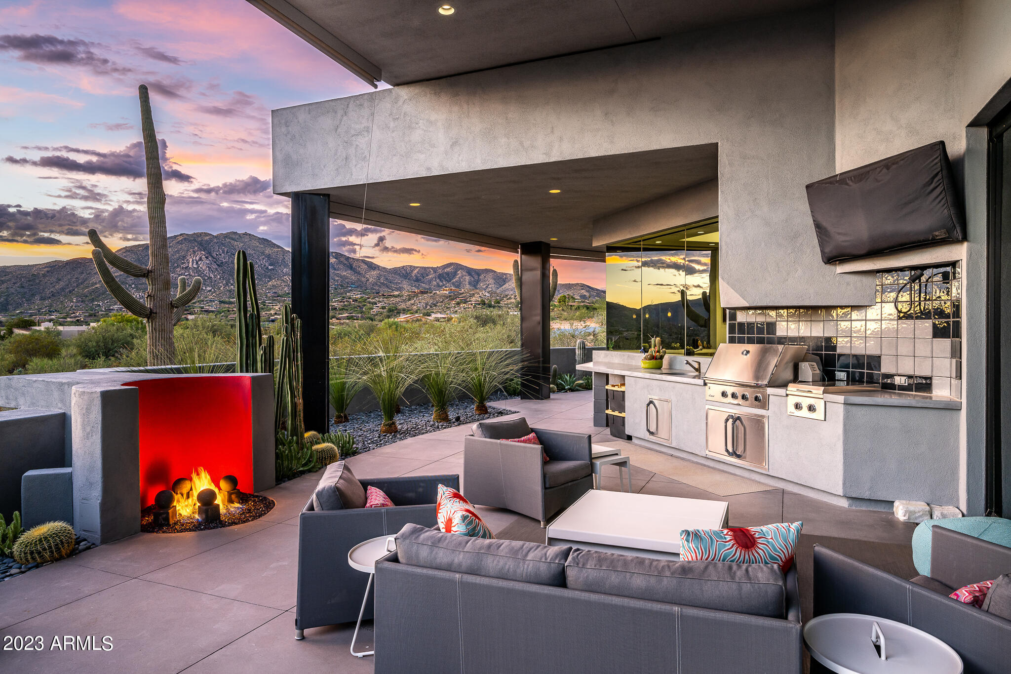 DESERT MOUNTAIN - Residential