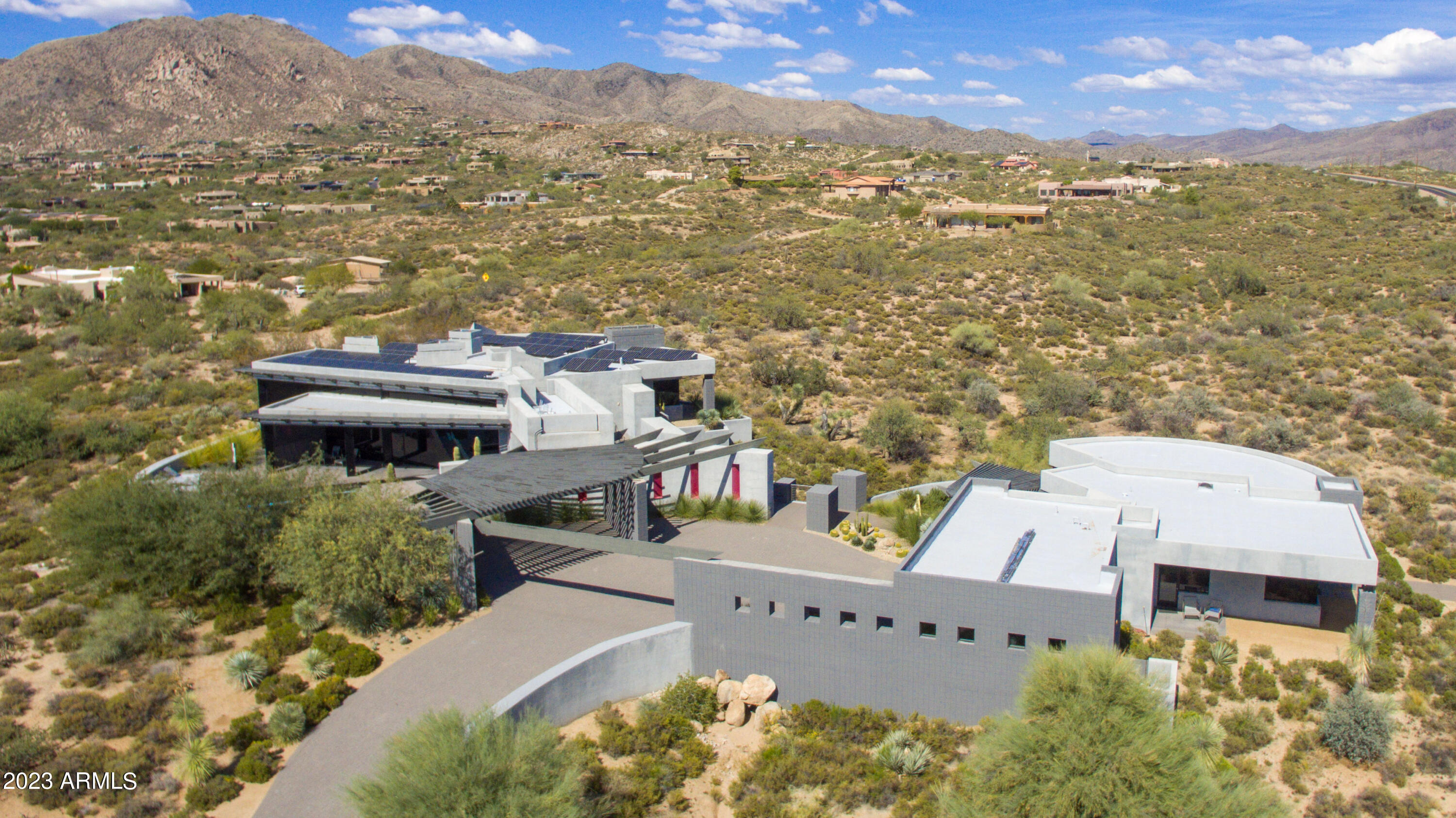 DESERT MOUNTAIN - Residential