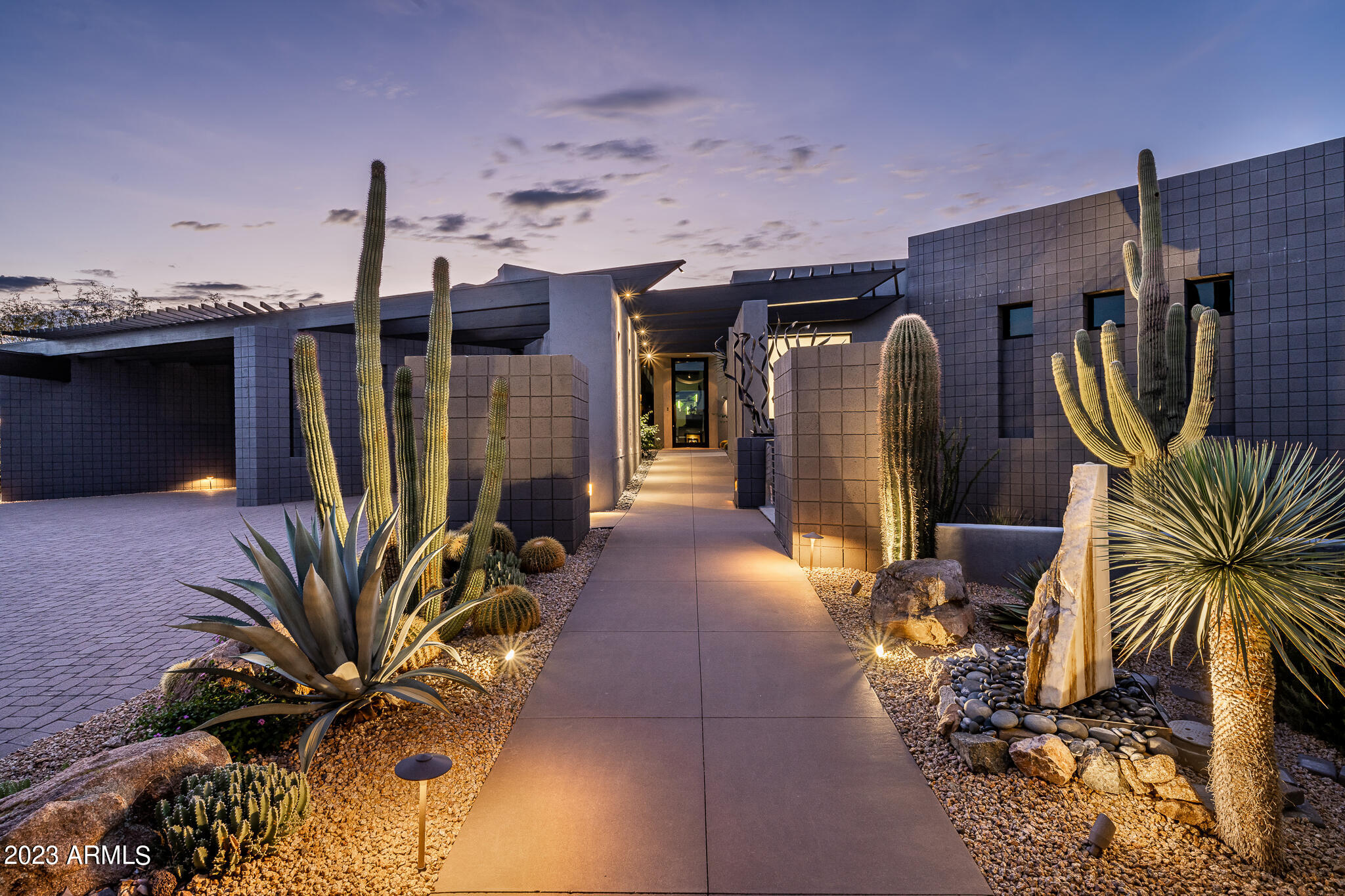 DESERT MOUNTAIN - Residential