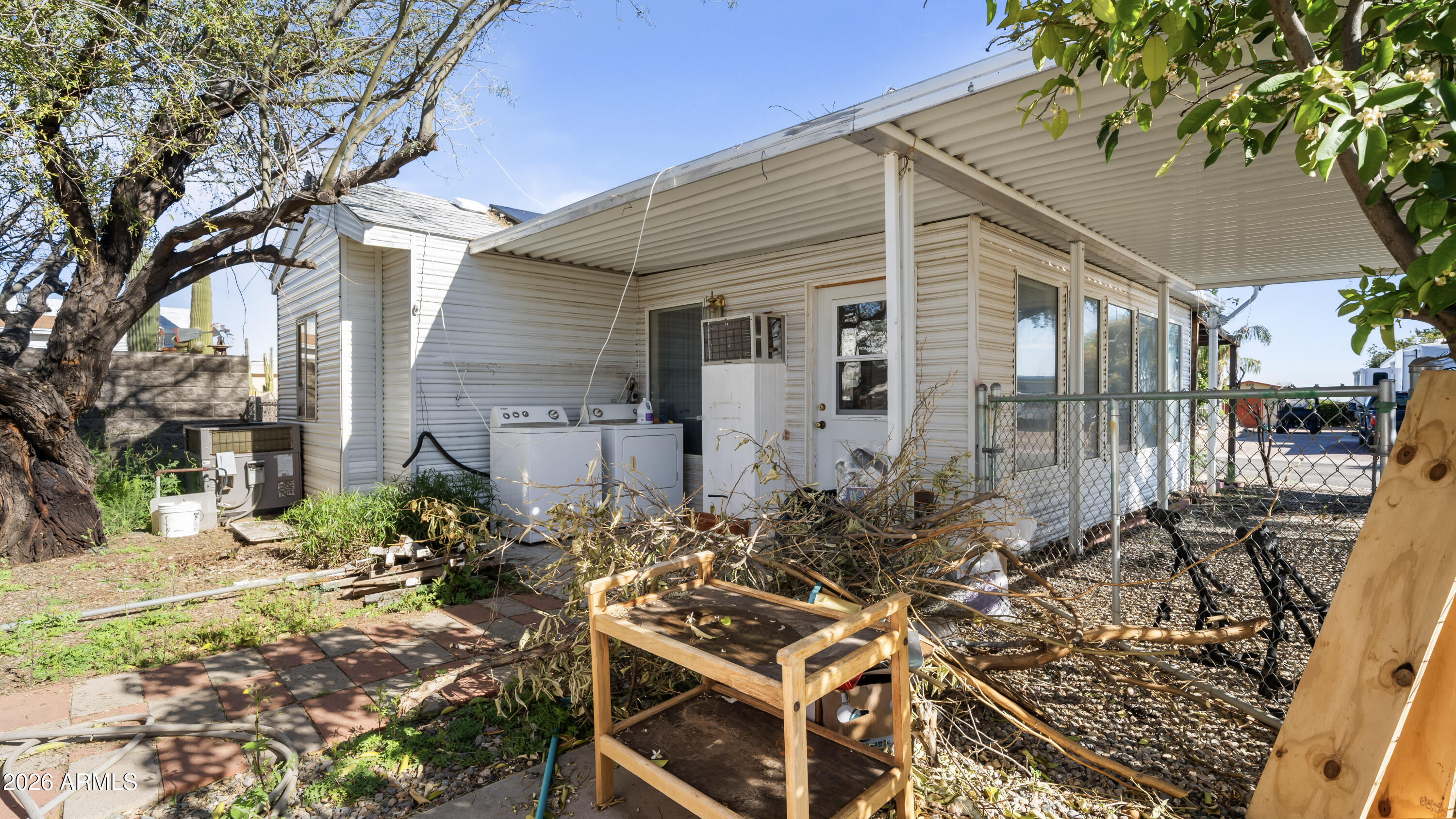 ESCAPEES AT NORTH RANCH - Residential