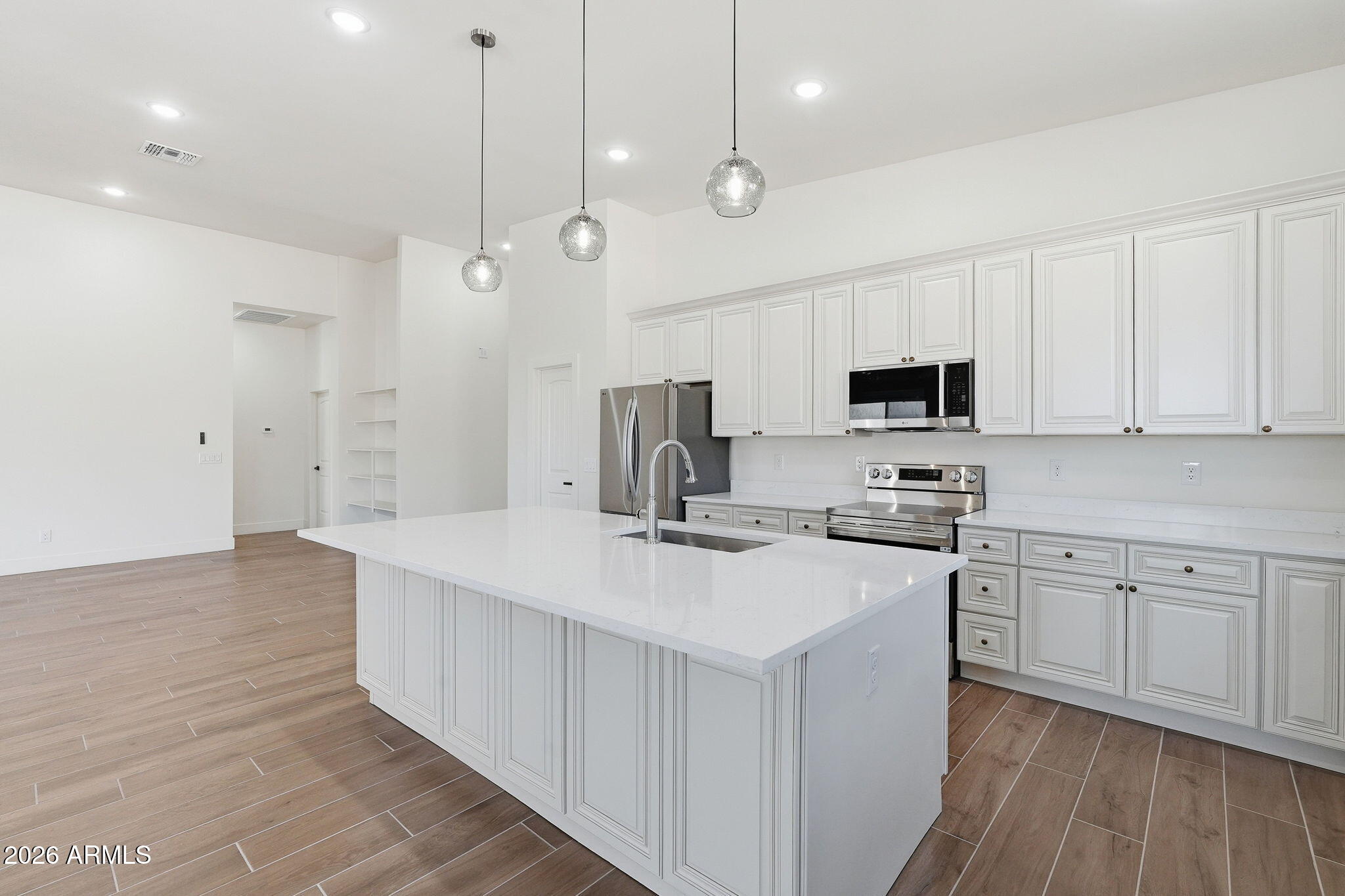 CRESTLEA 2 - Residential