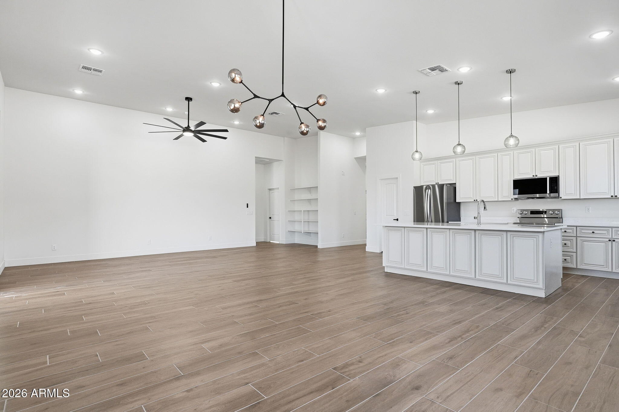 CRESTLEA 2 - Residential