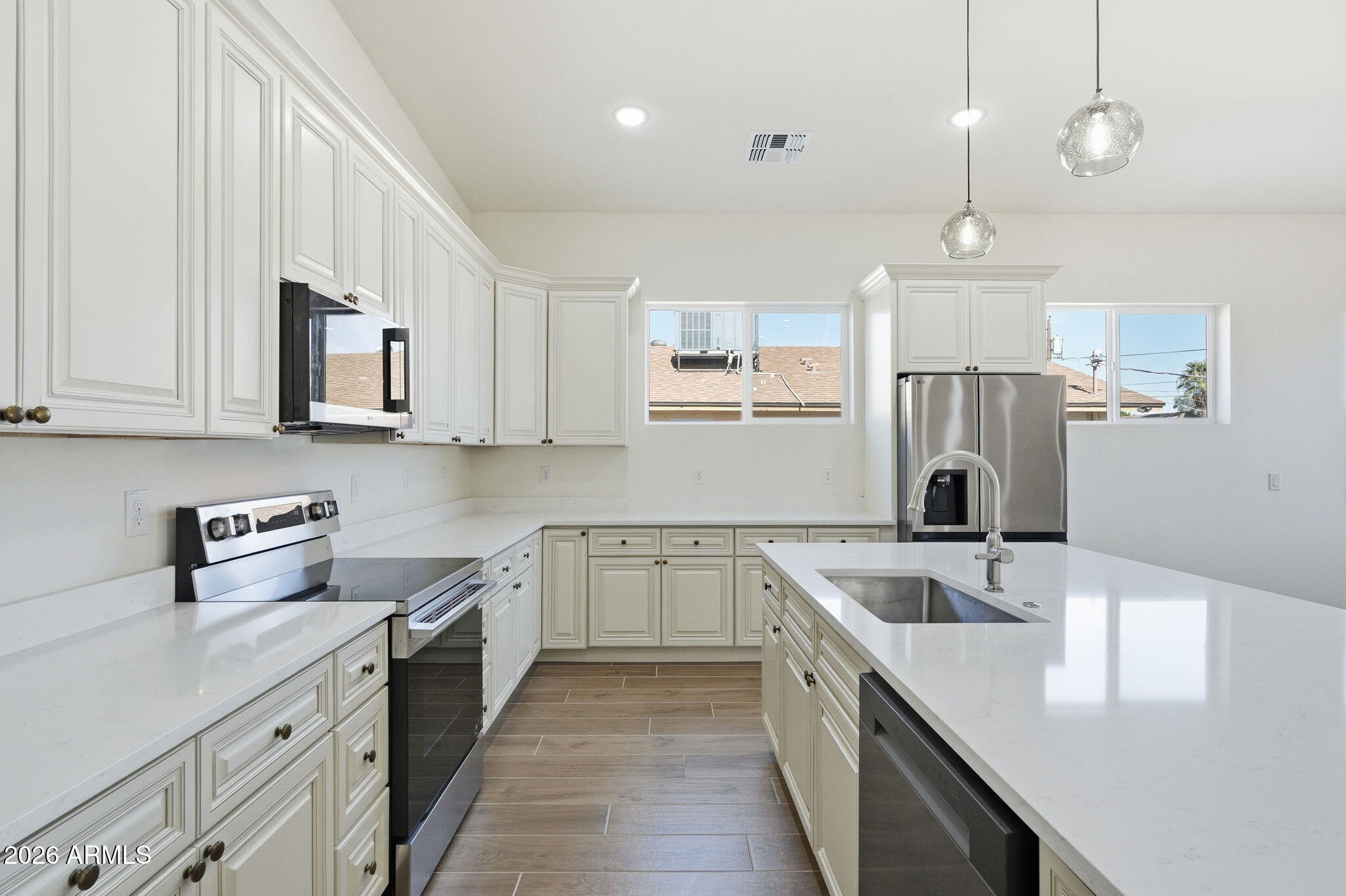 CRESTLEA 2 - Residential