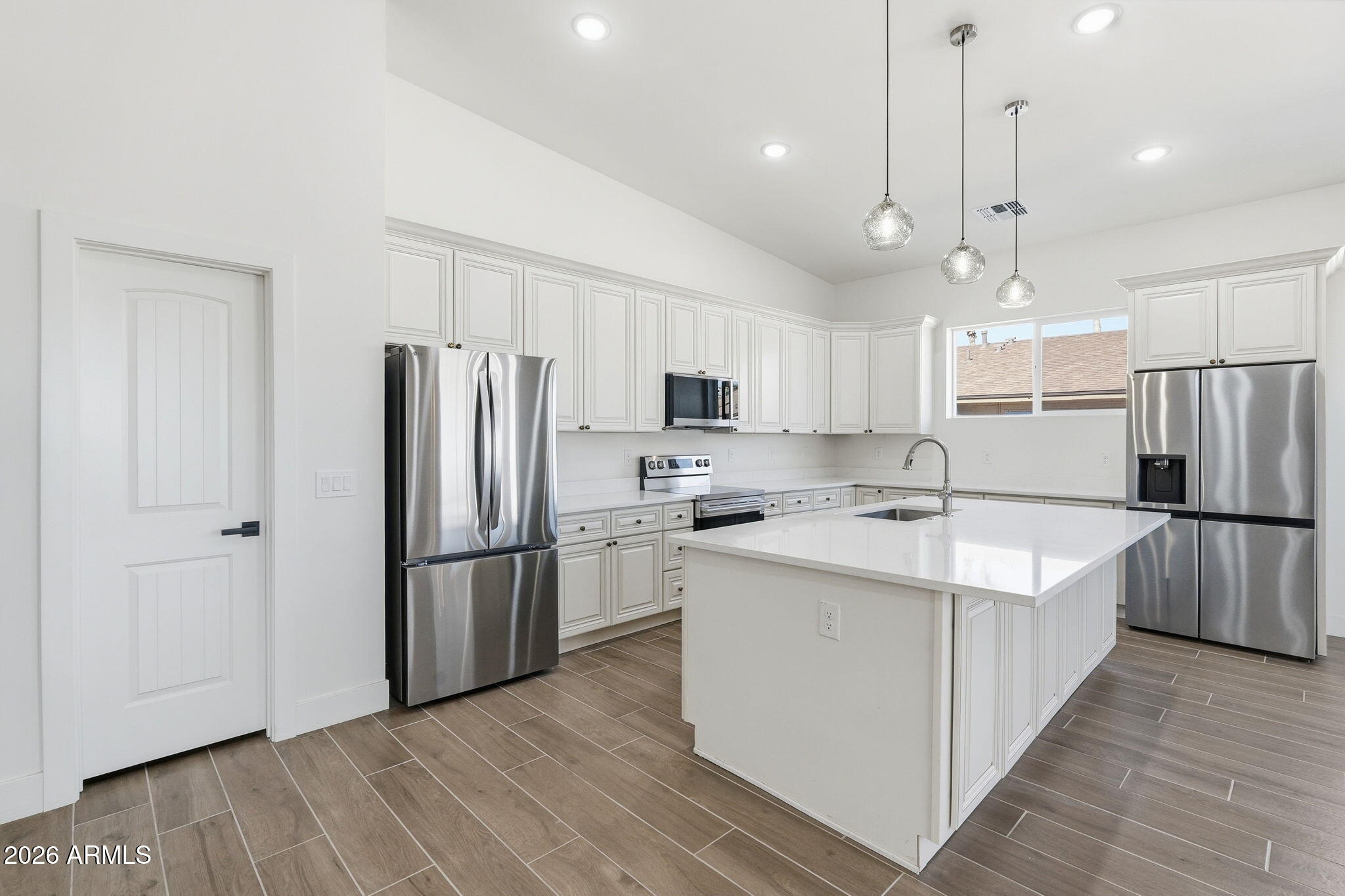 CRESTLEA 2 - Residential