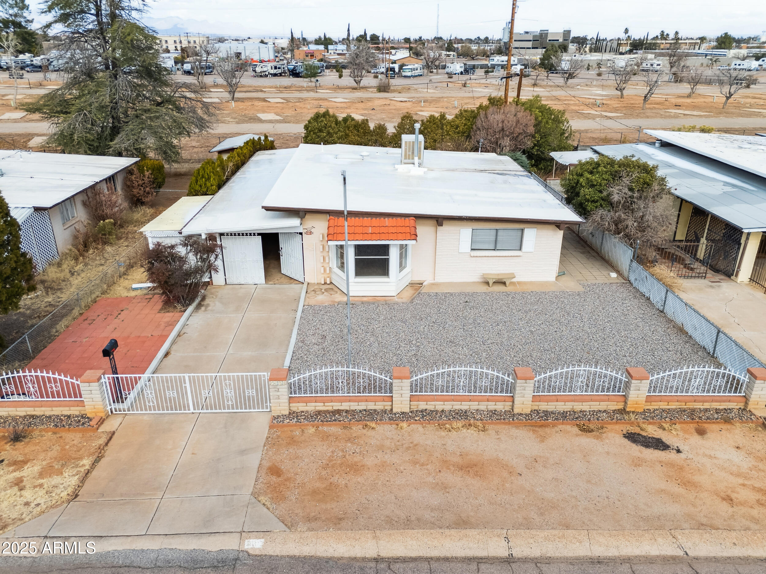 GARDEN CANYON TERRACE - Residential