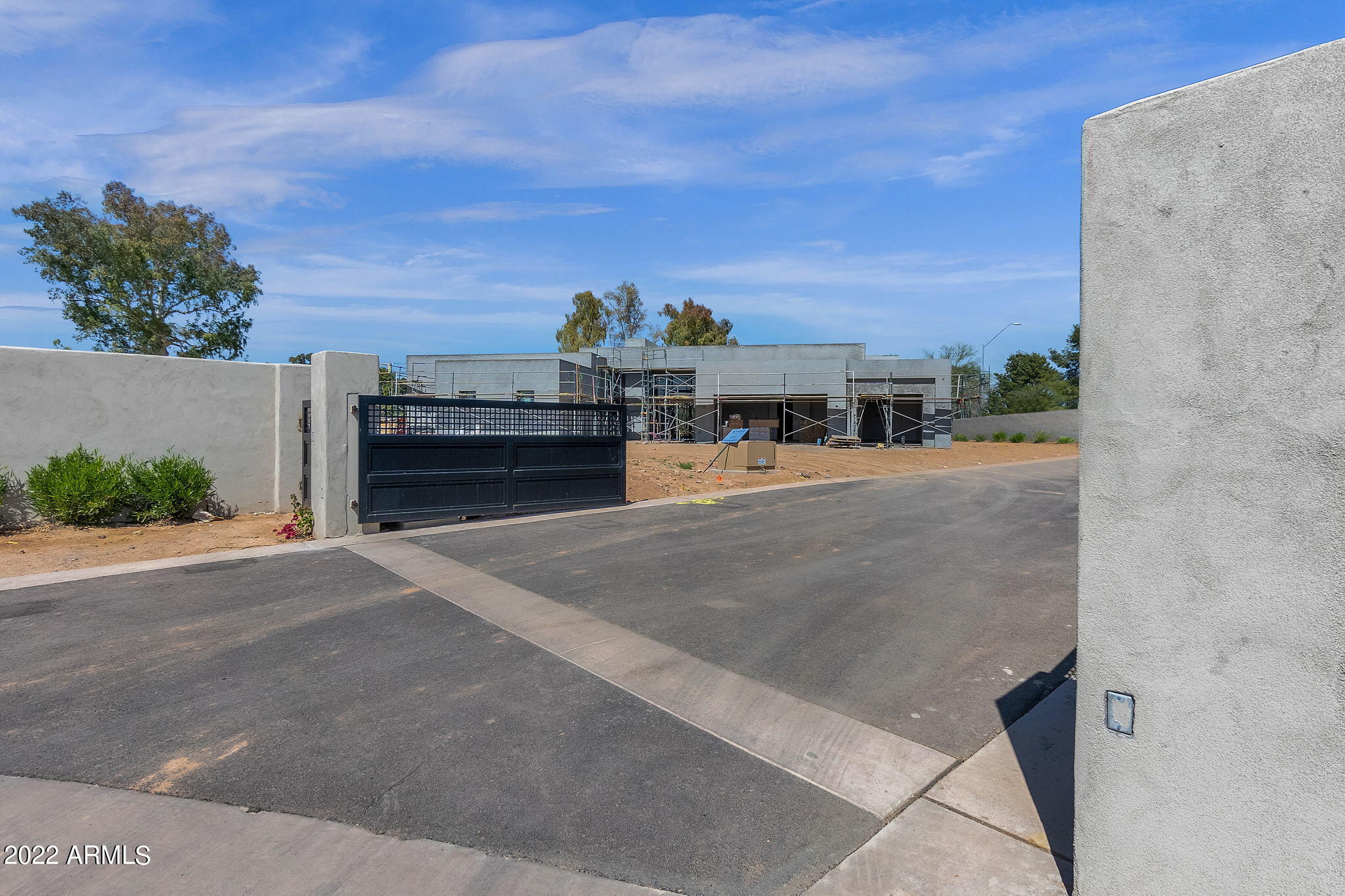 IRONWOOD GOLF VILLAS - Residential