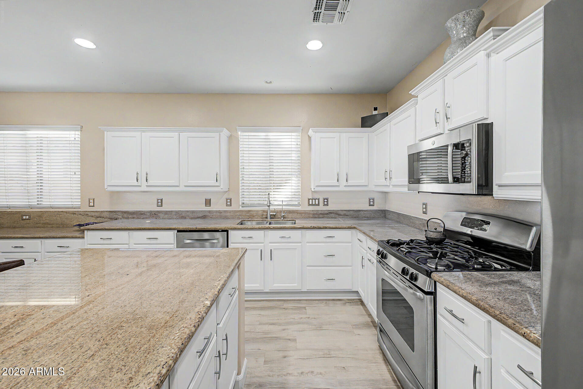OLD STONE RANCH PHASE 3 - Residential