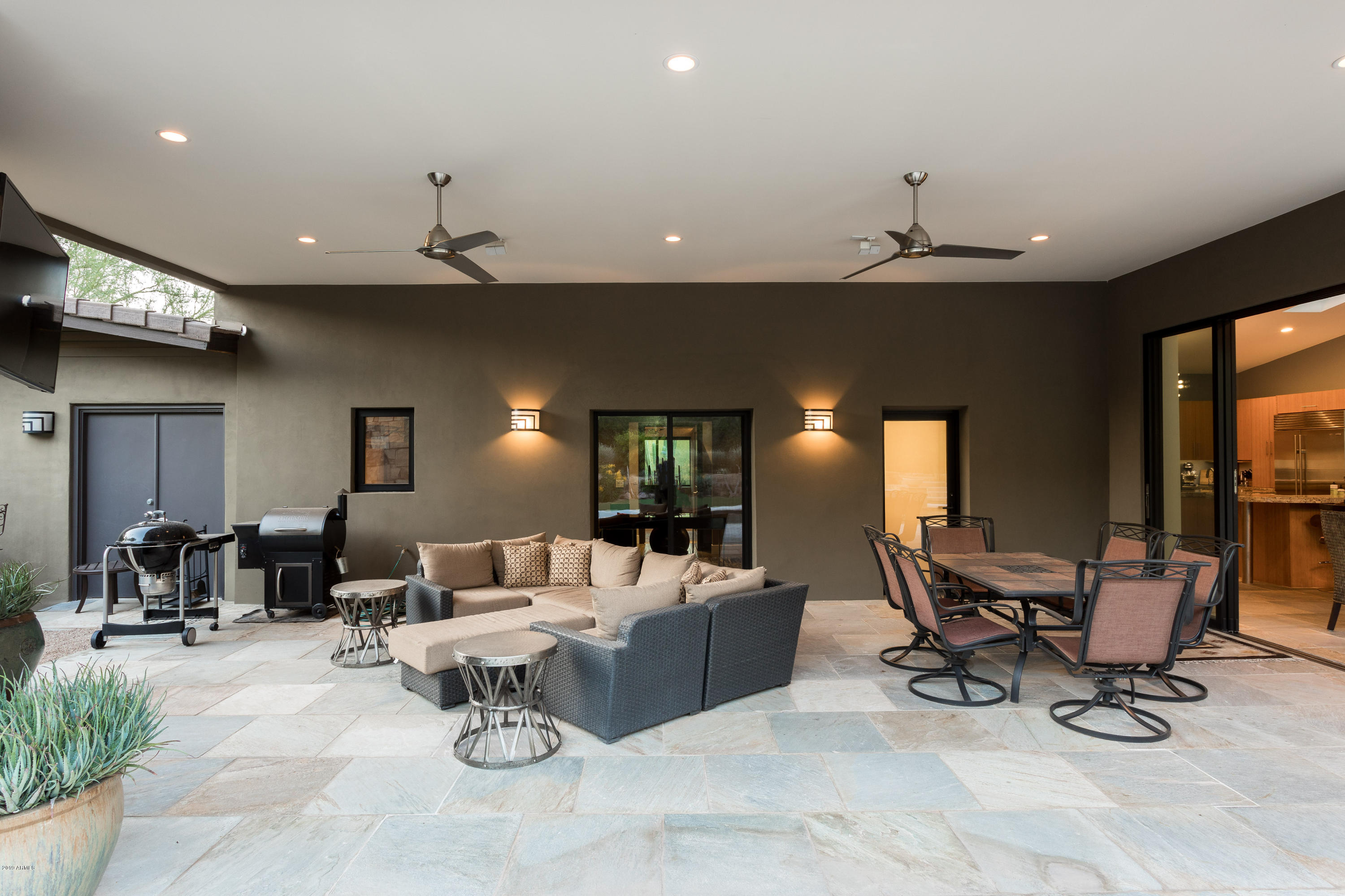 STONE CANYON EAST - Residential
