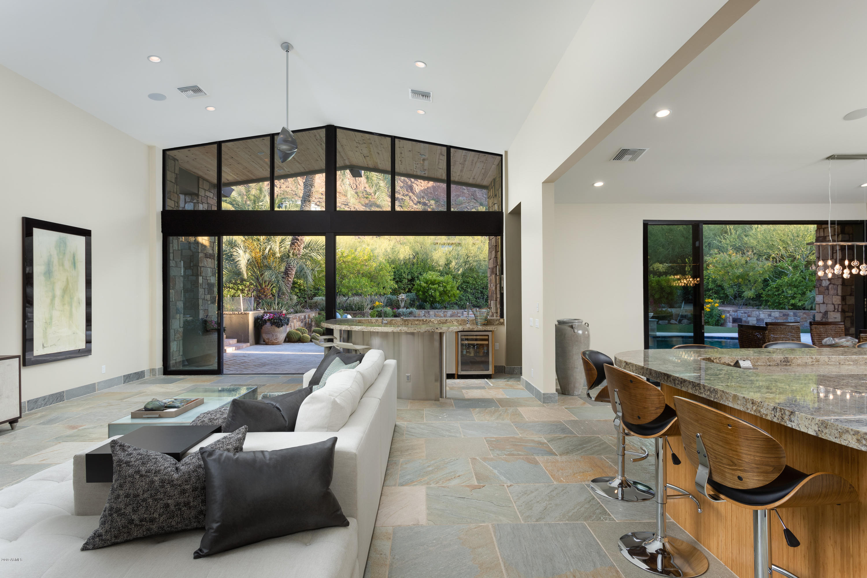 STONE CANYON EAST - Residential