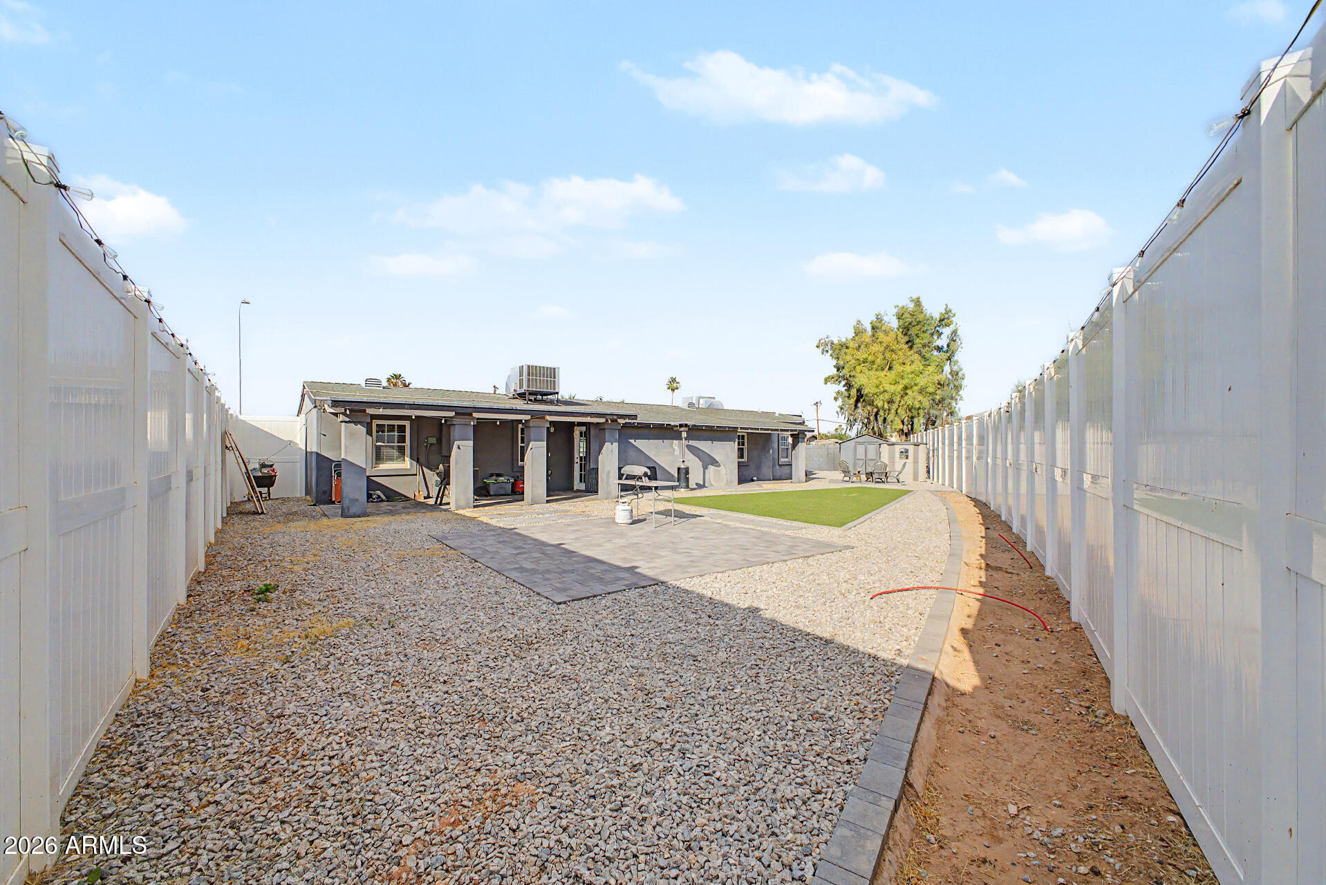 VISTA DEL CAMINO 2 - Residential