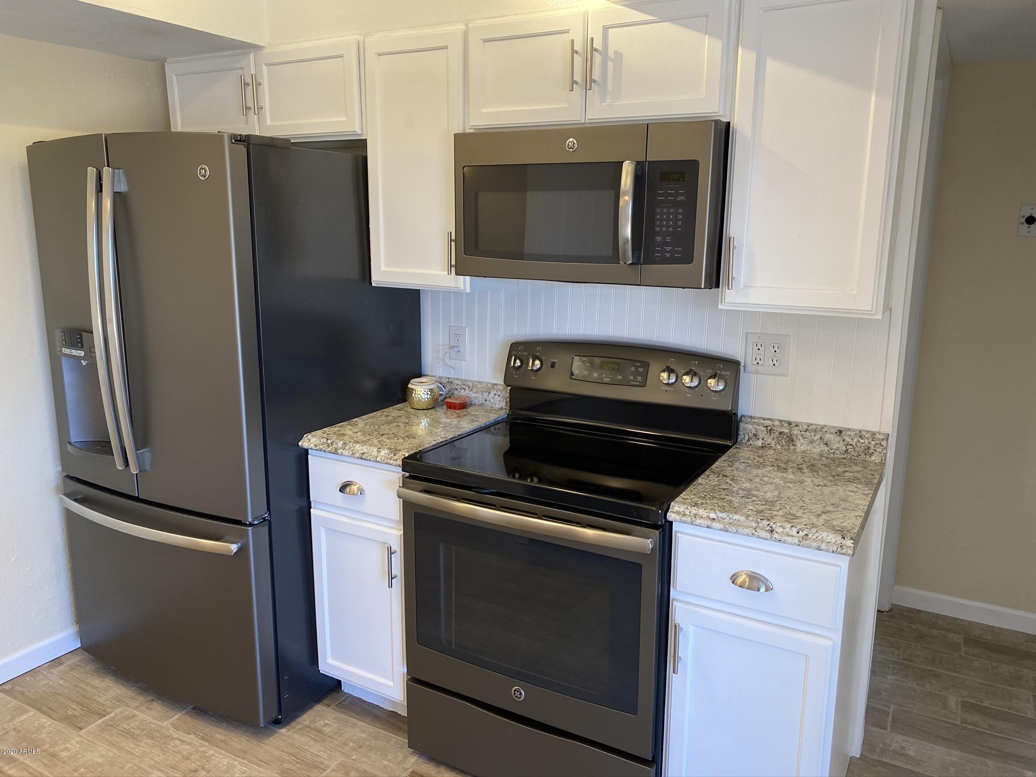 VERDE MEADOWS - Residential