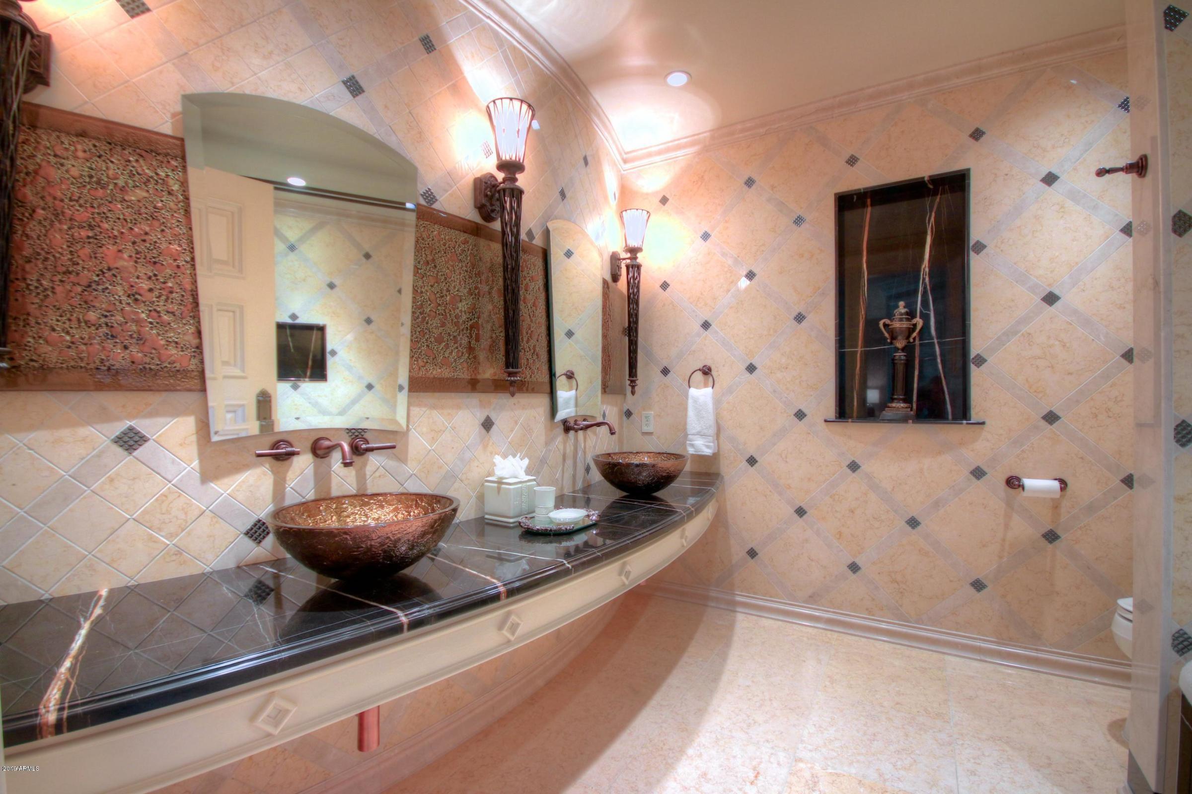 CAMELBACK LANDS - Residential