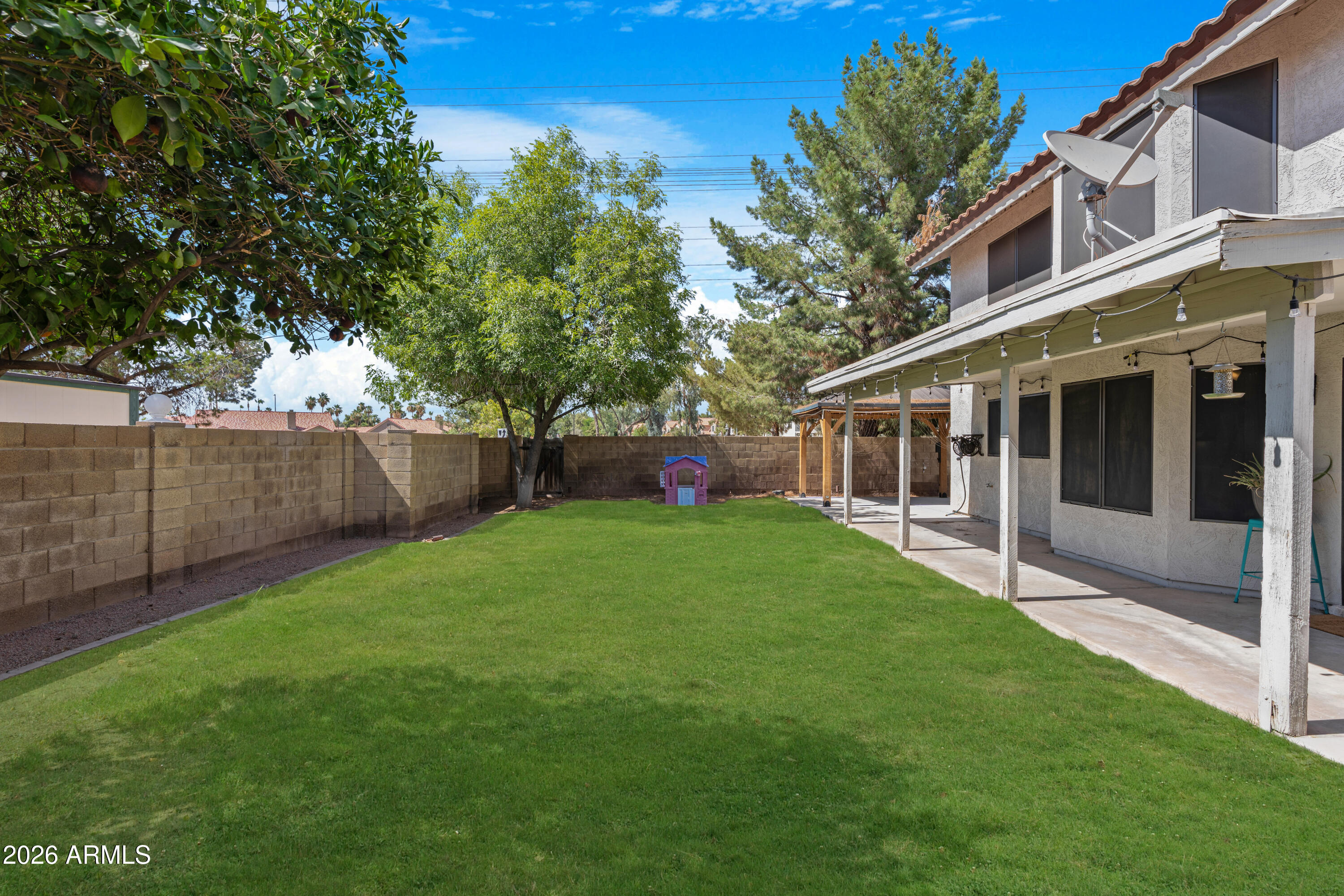 ESQUIRE VILLAGE AMD - Residential