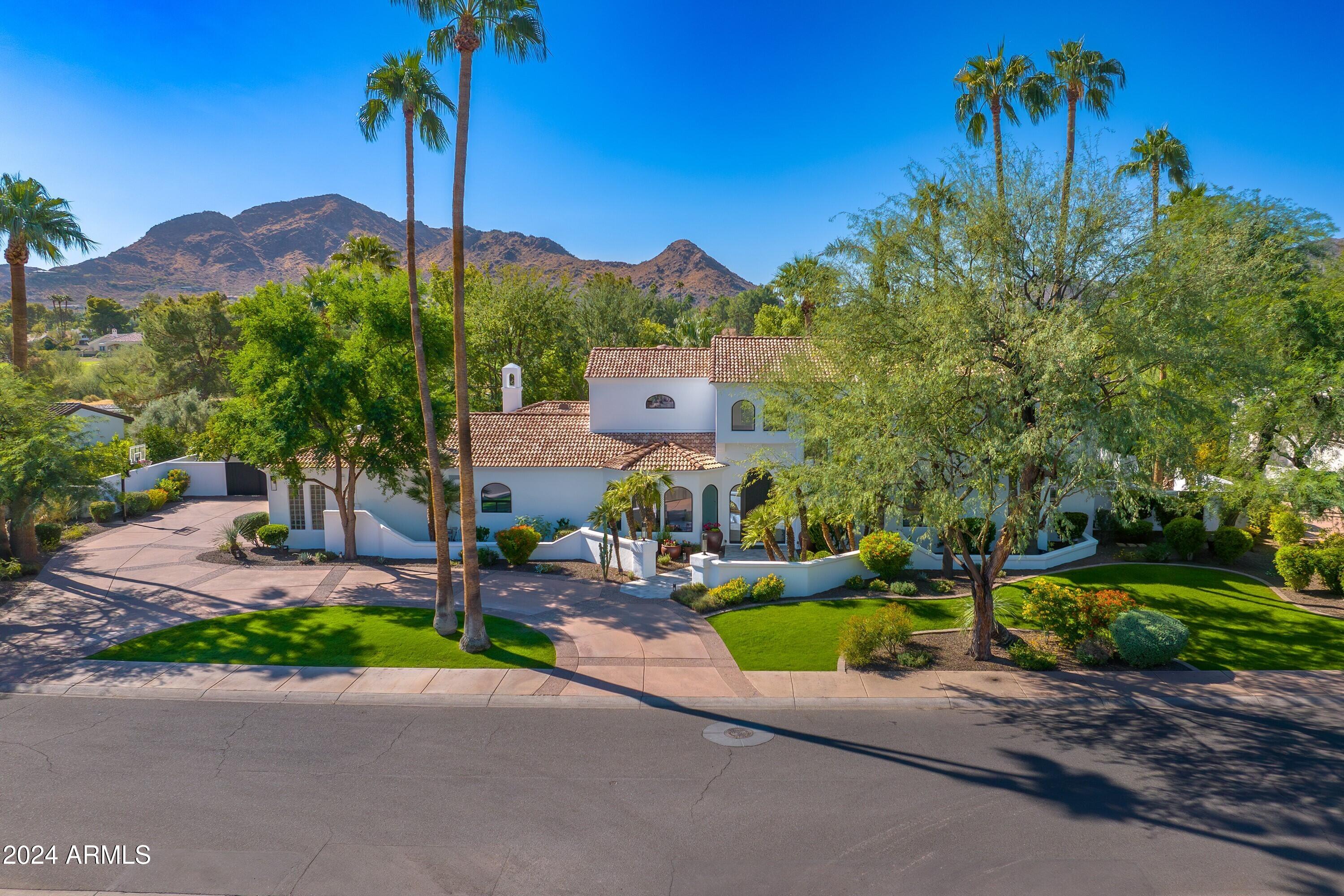 CAMELBACK COUNTRY ESTATES UNIT 2 - Residential