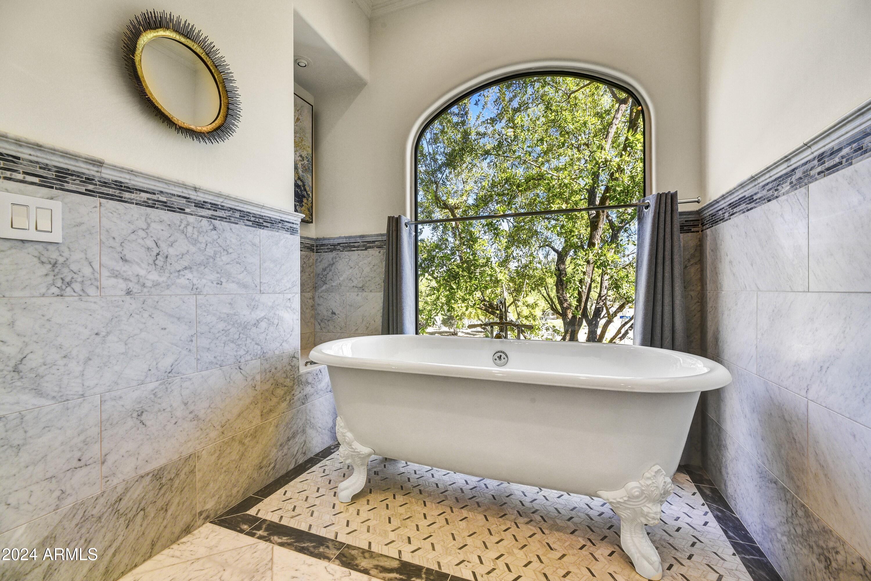 CAMELBACK COUNTRY ESTATES UNIT 2 - Residential