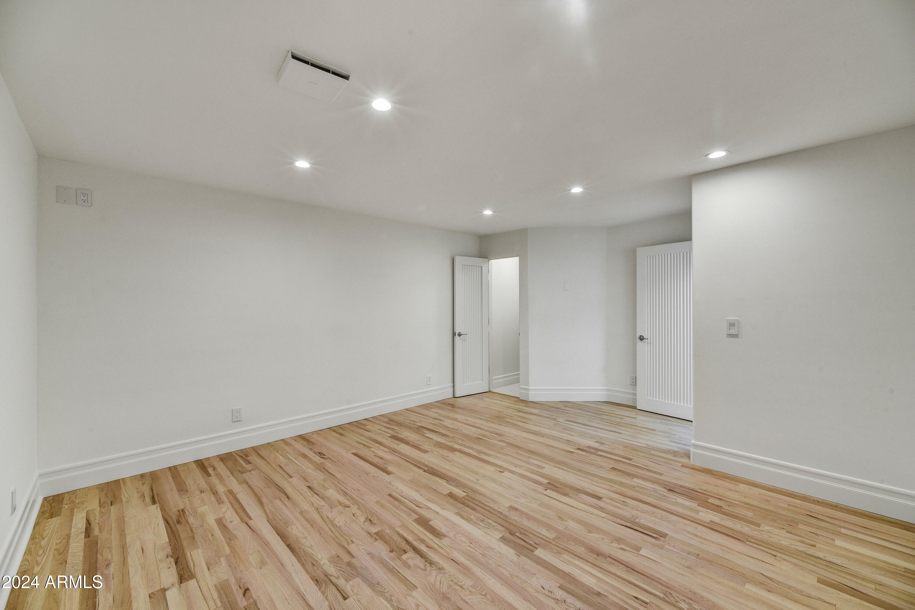 CAMELBACK COUNTRY ESTATES UNIT 2 - Residential